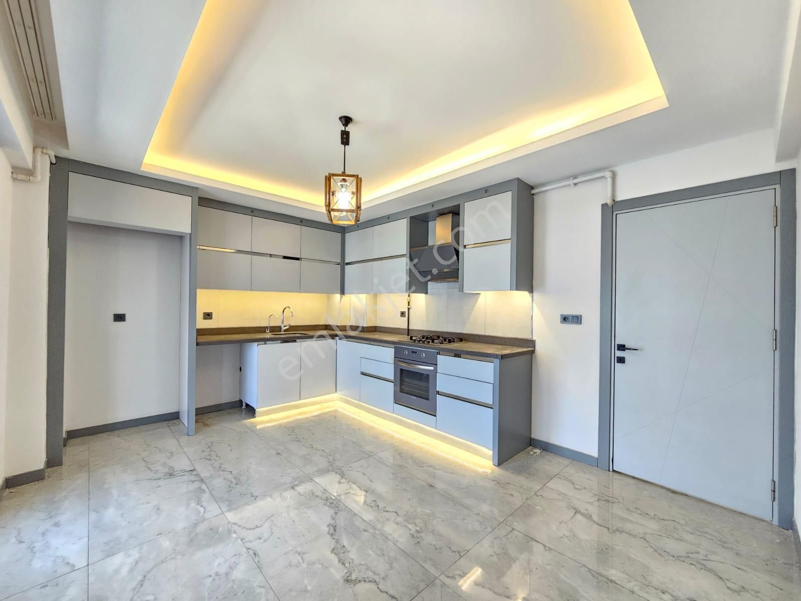 Denizli Yenişafak'ta 3+1 160 M2 Site İçi Muhteşem Konumda Fırsat Satılık Lüks Daire