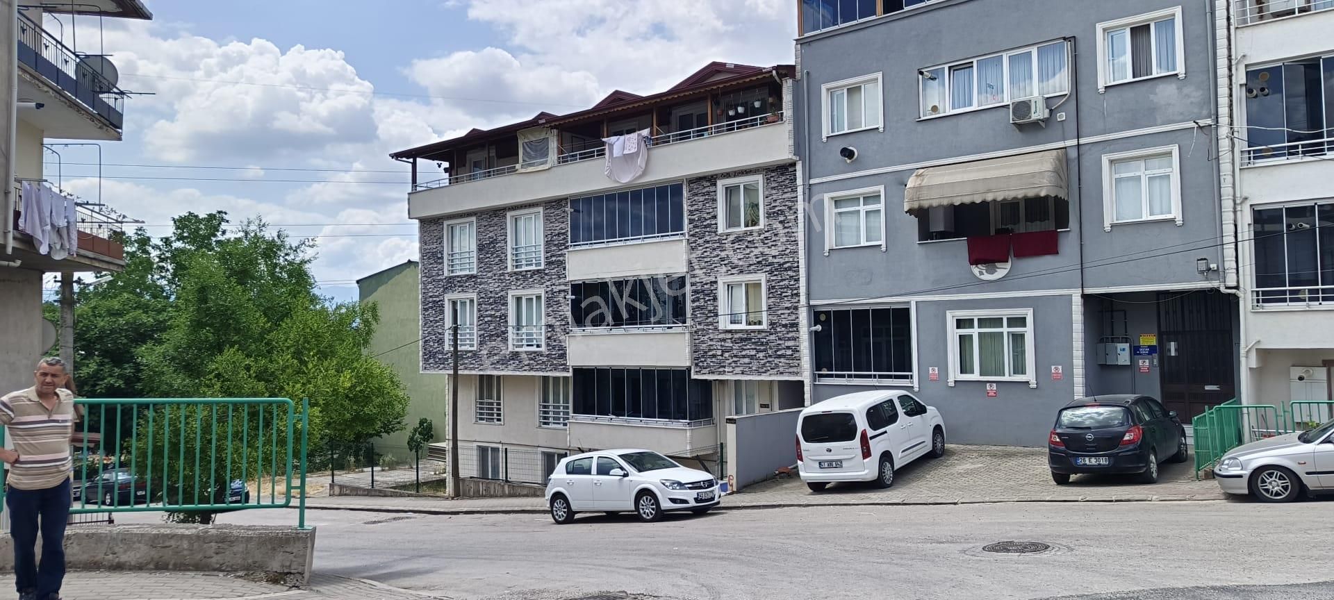 Kocaeli İzmitte Satılık 3+1 Daire