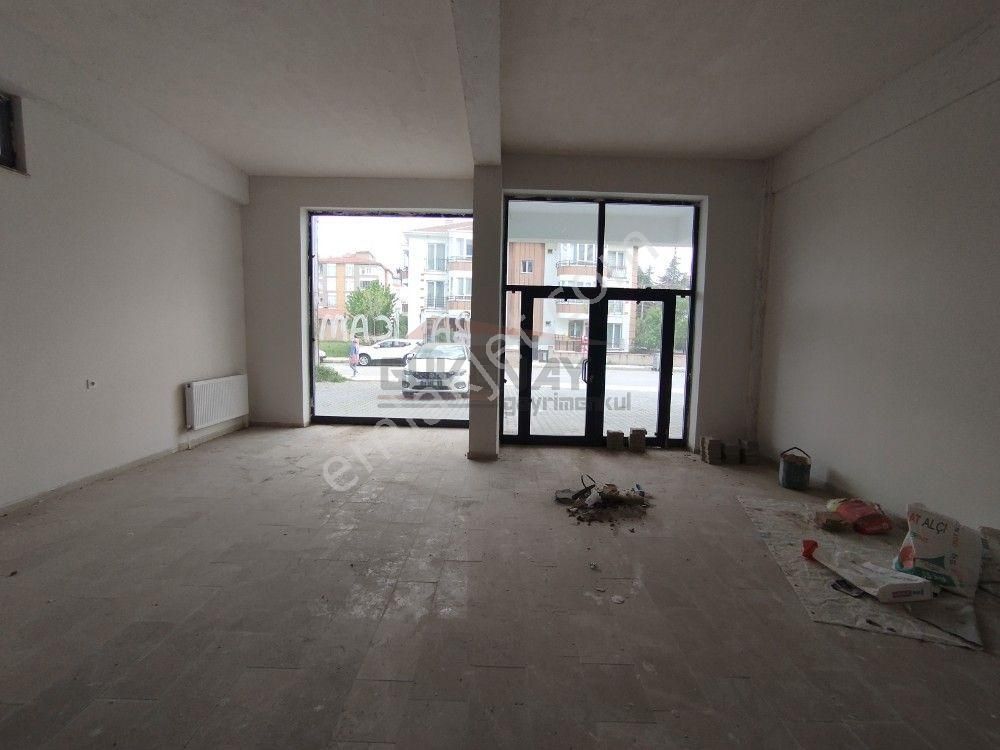 Güvenay - Çorum İkbal Kent Sitesi Karşısı Kiralık Depolu İş Yeri - Görsel 20