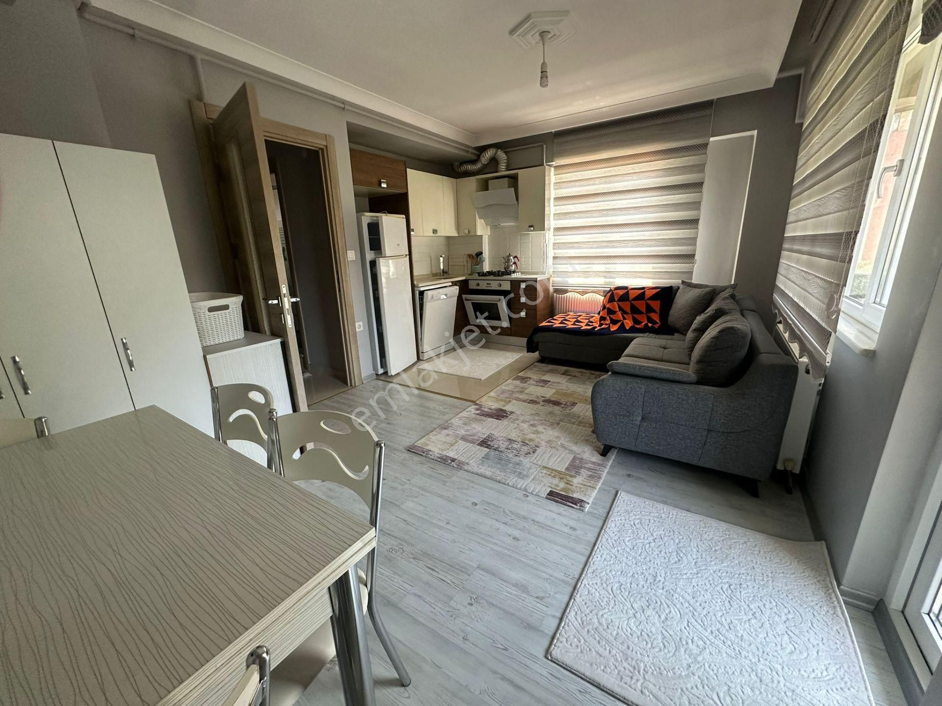 Hacı Yusuf Mahallesin'de 1+1 Eşyalı Kiralık Daire