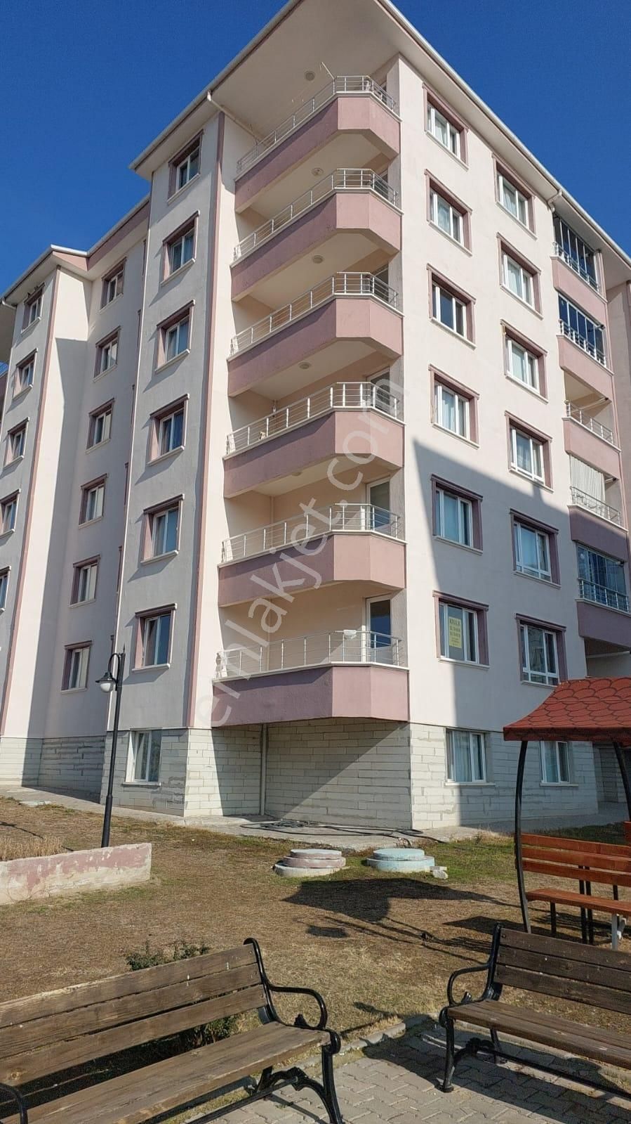 Temelli Alcı Mahallesinde Site İçi 3+1 Kiralık Daire