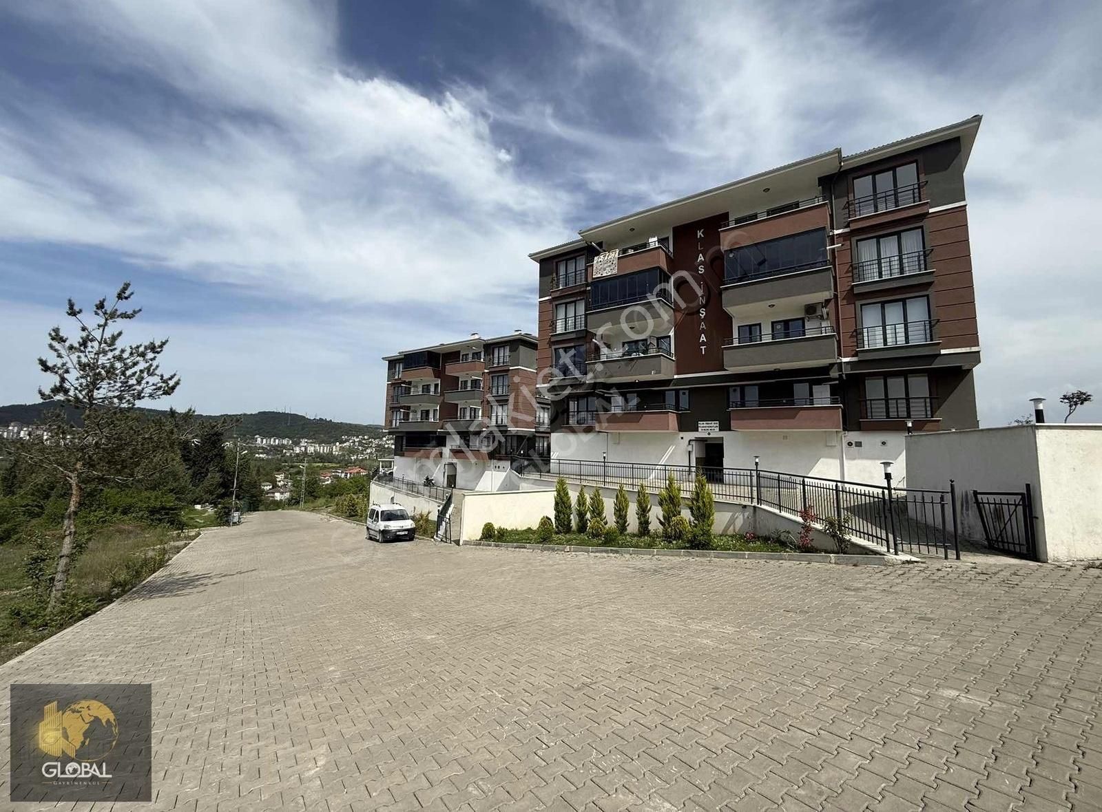 Gölbucağın'da 2+1 Ultra Lüx 110m² Satılık Daire