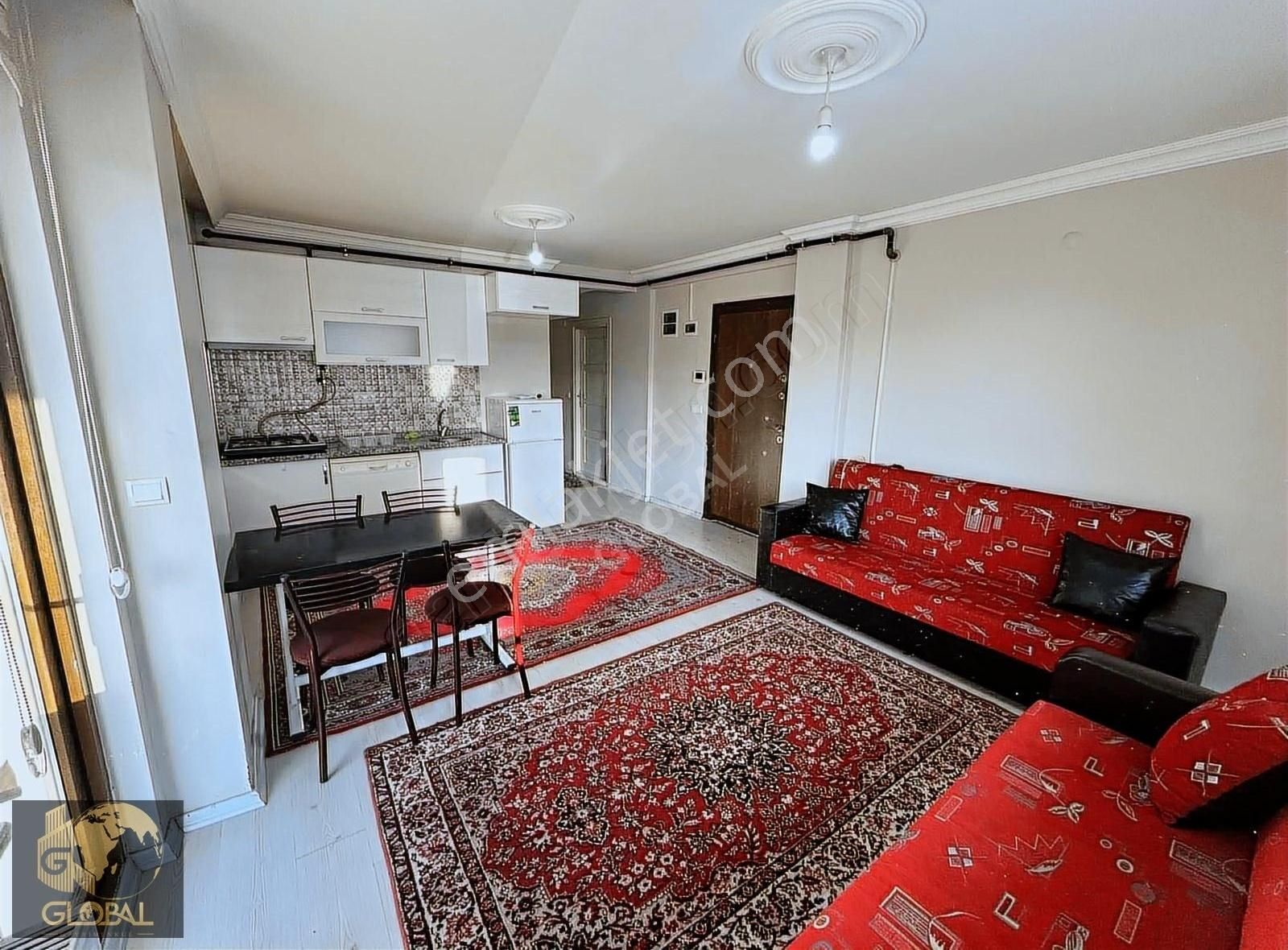 Çatmaca Sgk'ya Komşu Kiralık Daire 2+1 Eşyalı
