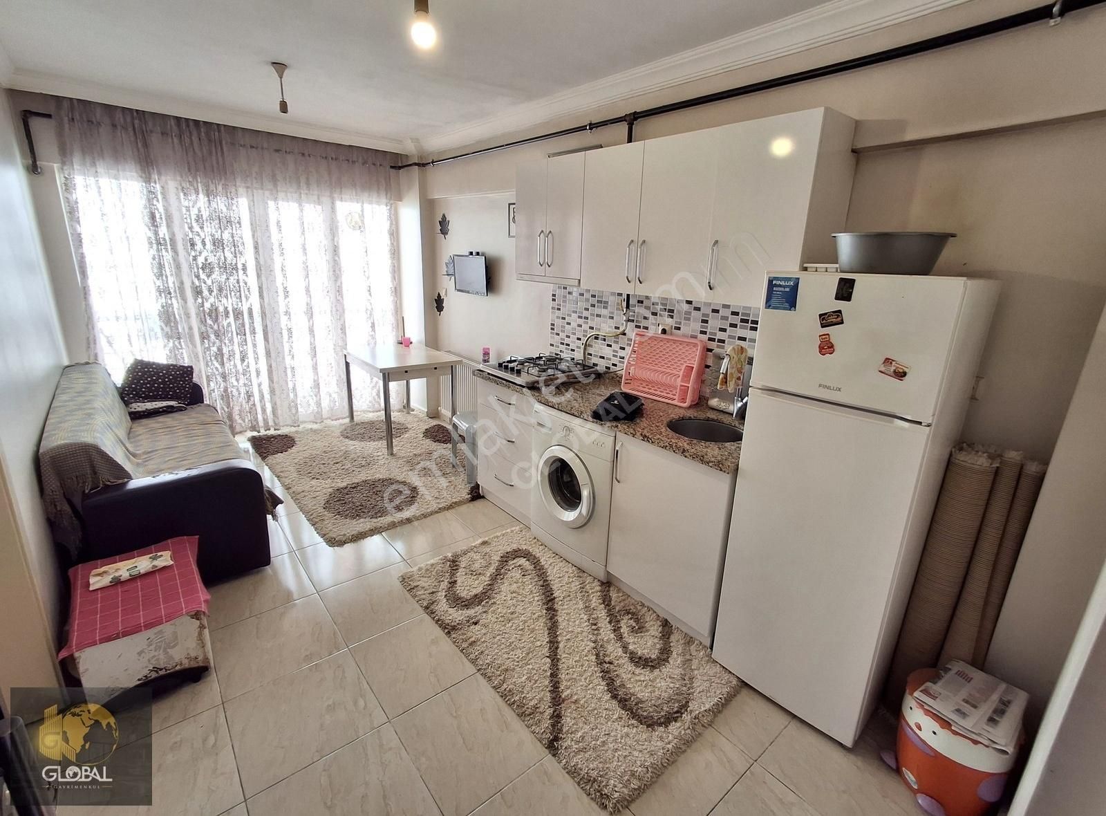 Kemer Köprü Mahallesinde Eşyalı 1+1 Kiralık Daire
