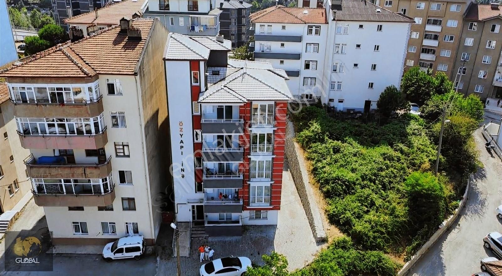 Şehir Merkezi Konumlu, Çok Güzel Bir Konumda Satılık 3+1 Daire