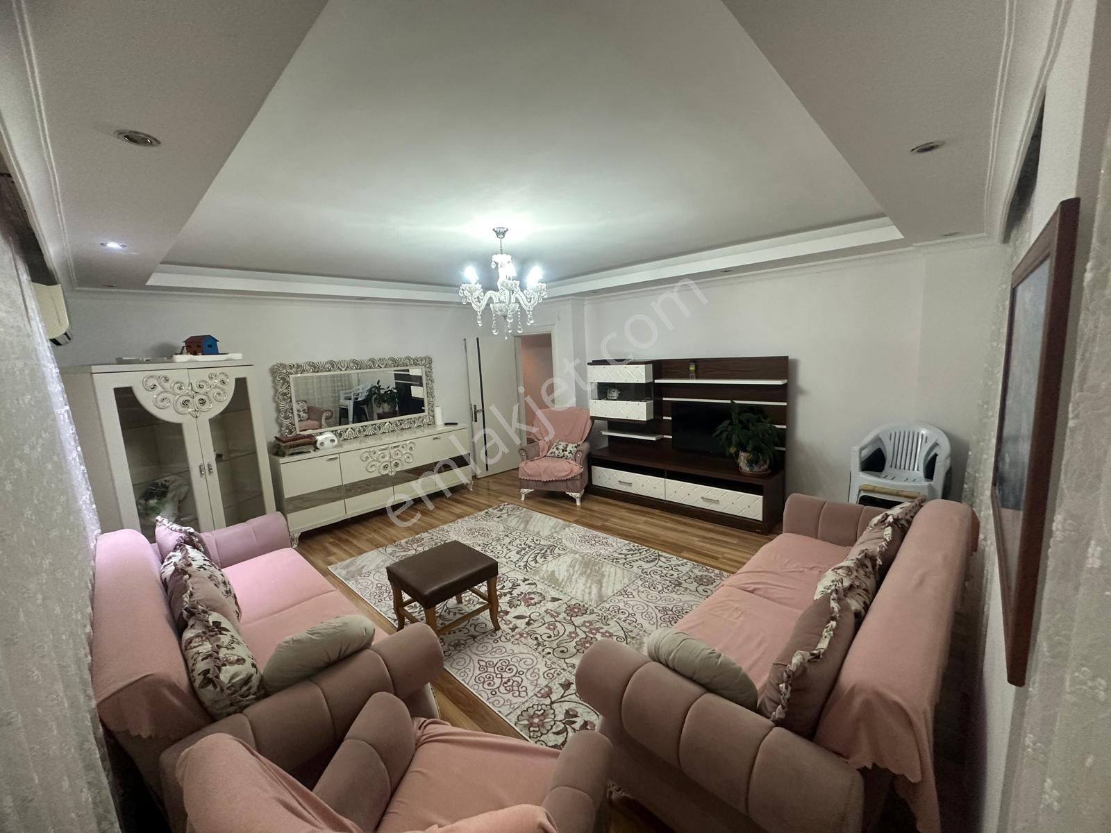 Alanya Saray Mah.balık Hali Cvr.satılık 2+1 Daire