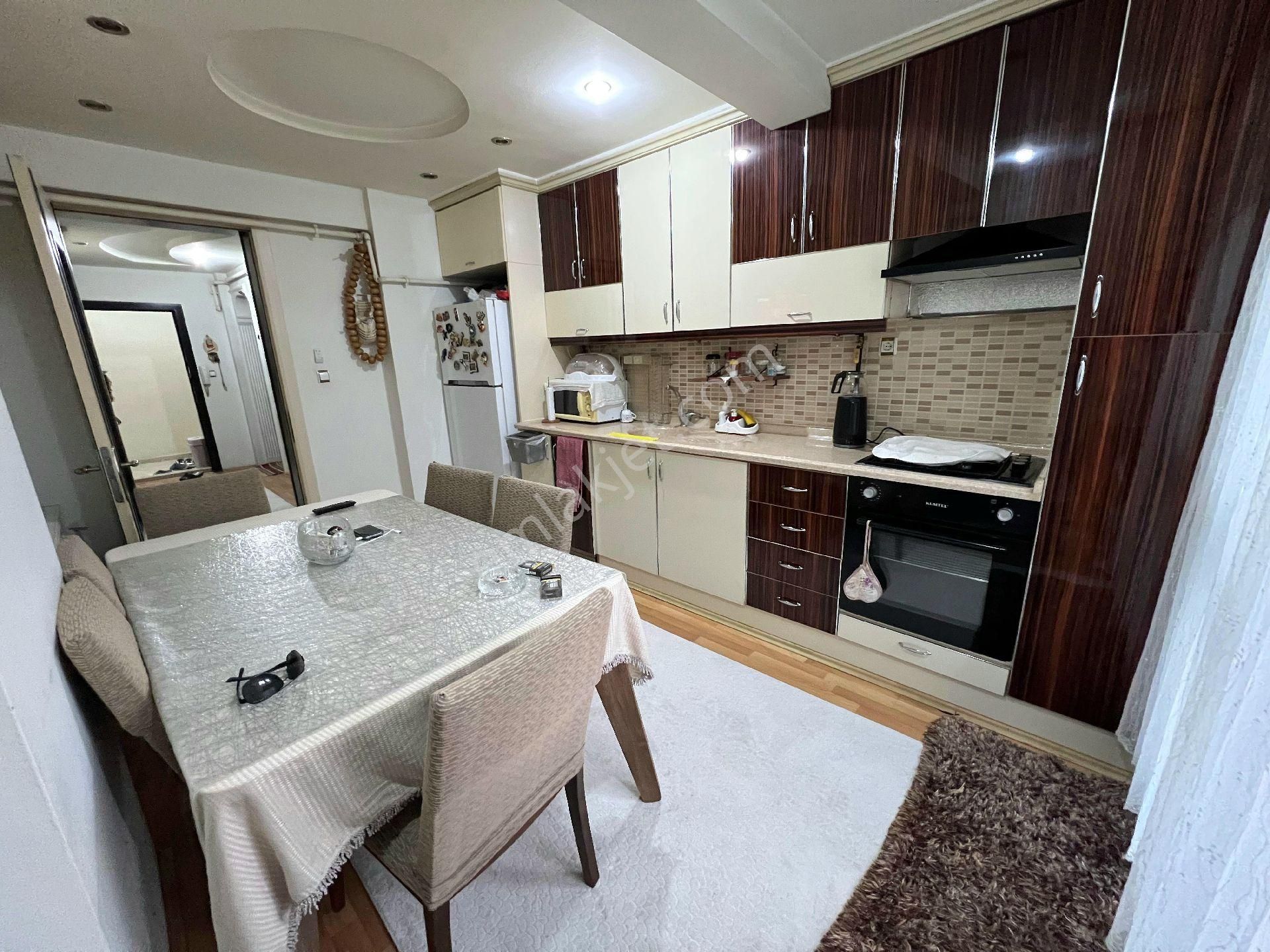 Atalar'da Kıbrısşehitler Cad Çok Yakın 9 Yıllık 110m² 2+1 Satılık Daire