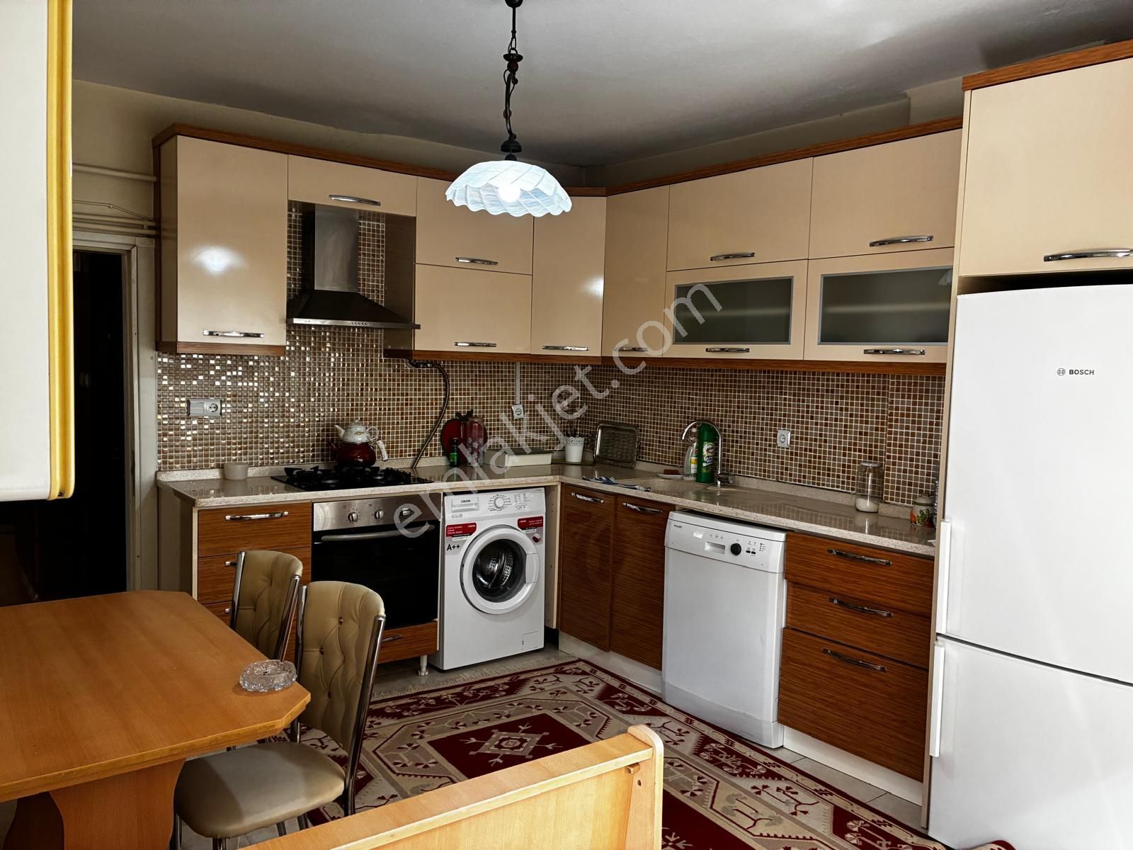 Altın Emlaktan Satılık Daire 3+1