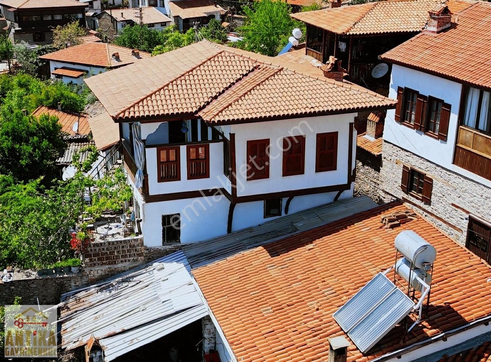 Antika Gayrimenkul'den Satılık Butik Otele Uygun Konak