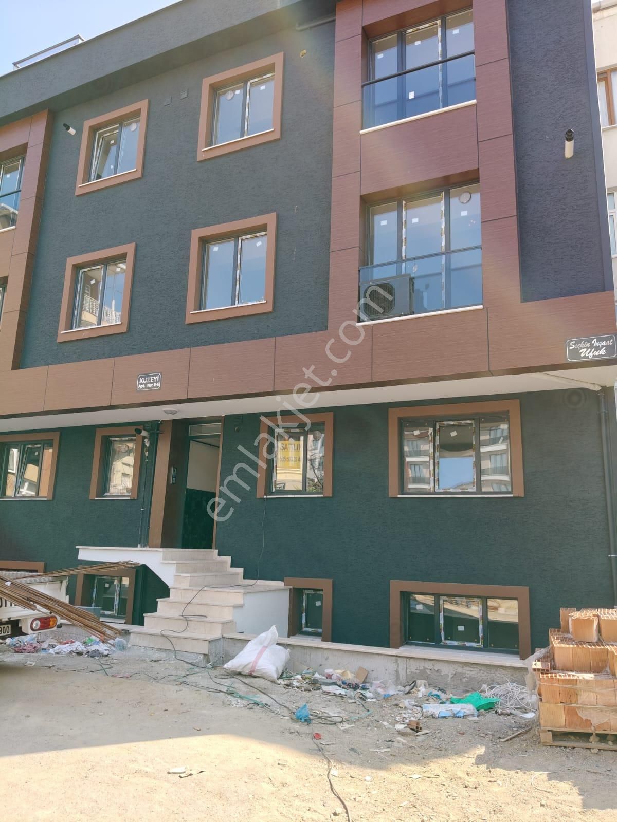 Esatpaşa'da Ana Caddeye Paralel 2+1 Yüksek Giriş