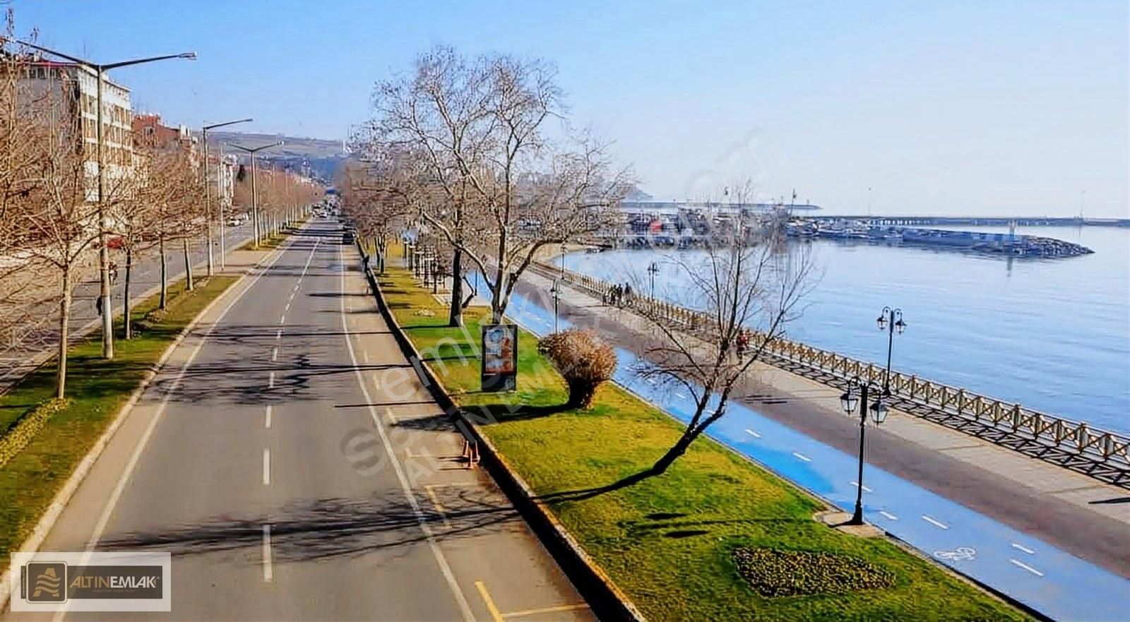 Şarköy Kızılcaterzi Mahallesi'nde Satılık Deniz Manzaralı Arsa