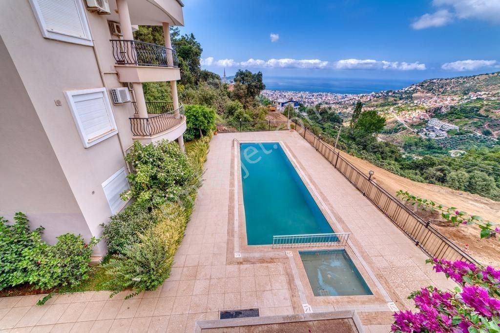 Alanya Bektaş'ta Full Deniz Manzaralı 2+1 Satılık Mobilyalı Daire