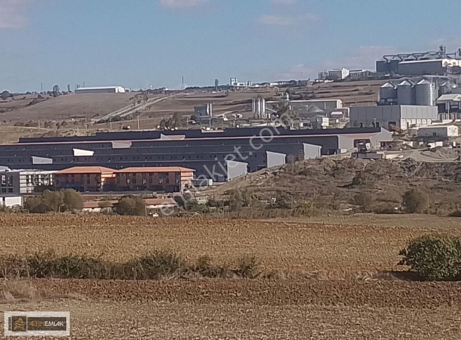 Tekirdağ Süleymanpaşa'da 2 Kat İmarlı 573 M2 Satılık Arsa