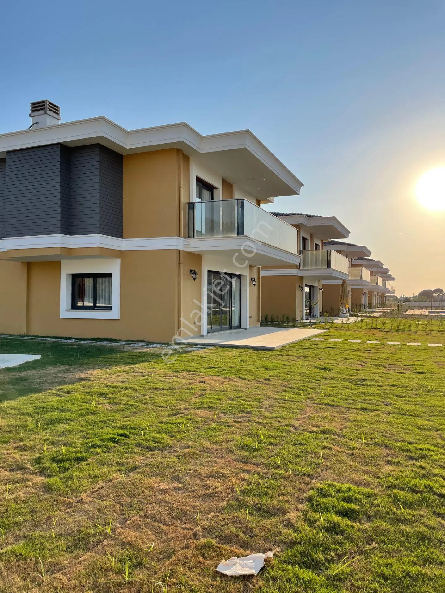 Kuşadası Davutlar Sahilinde Müstakil Sıfır Villa - Görsel 5