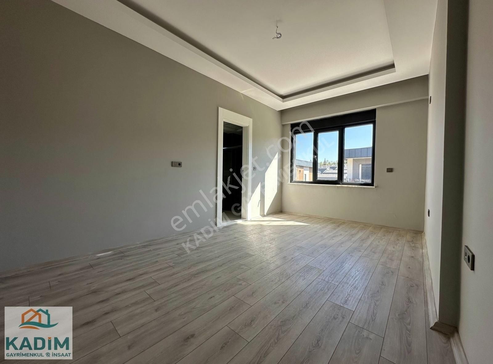 Körkün Mimar Sinan'da Havuzlu Sıfır 4+1 Satılık Villa