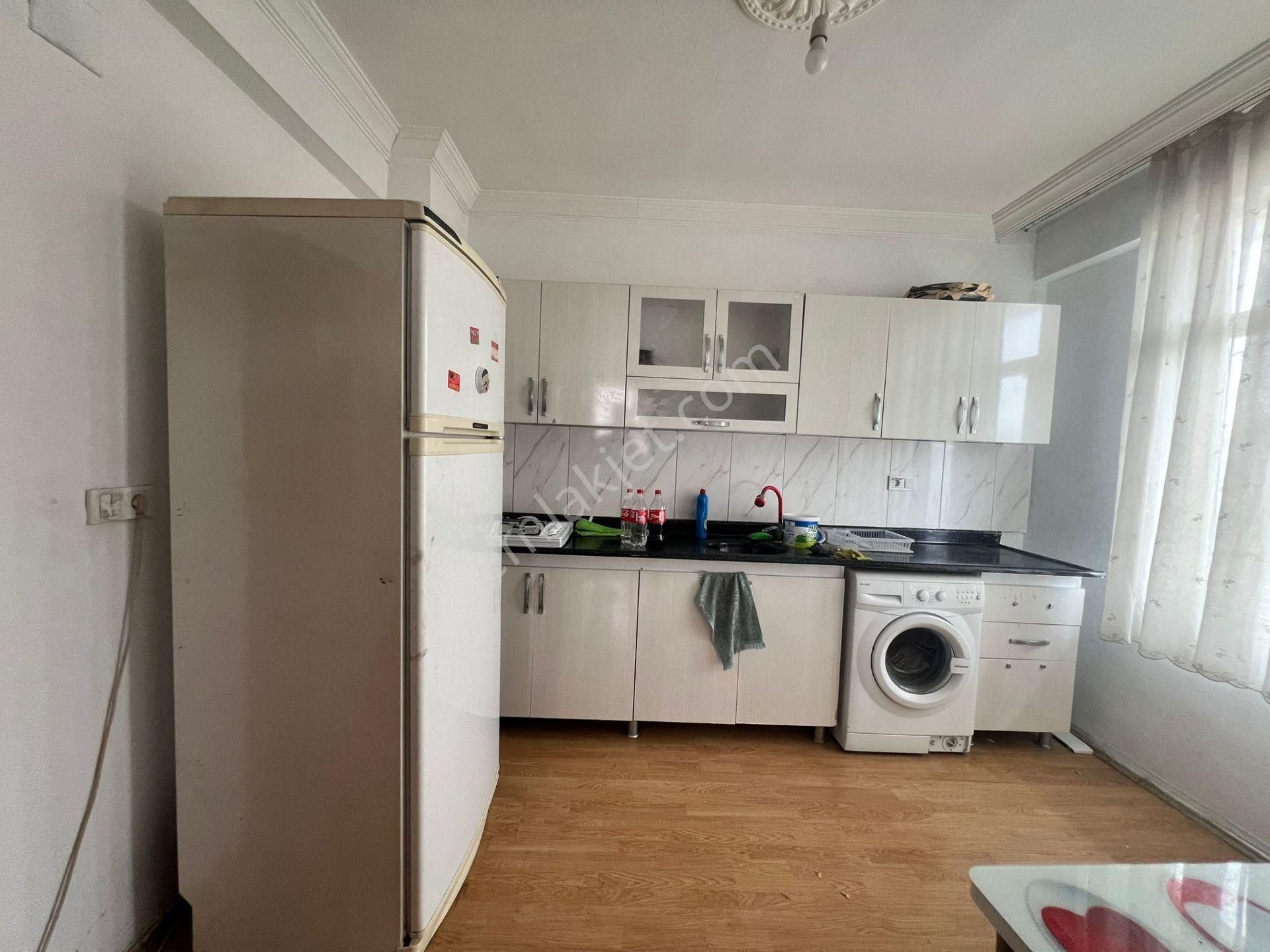 Karınca'dan Çarşı Merkeze Yakın Aylık Ödemeli Eşyalı Kiralık 1+1