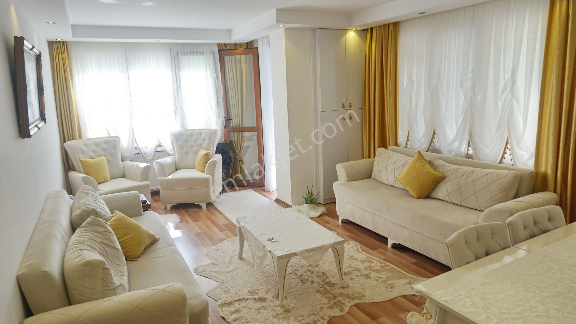 Meral R1488 Cennet Mh Yeni 8 Yaş Otopark Asansörlü Satılık Daire