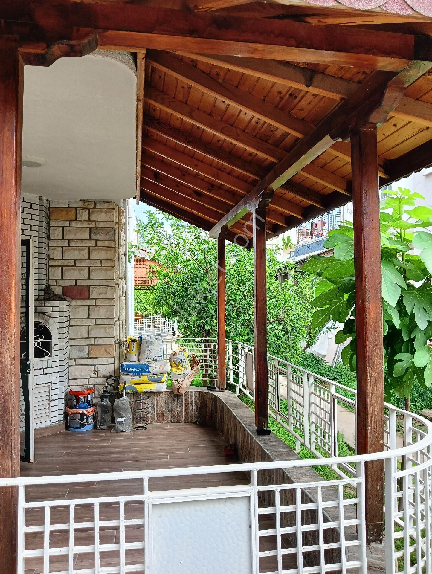 Mersin Silifke Taşucu Kum Mah Eşyalı Satılık Dublex Müstakil Site İçerisinde Villa