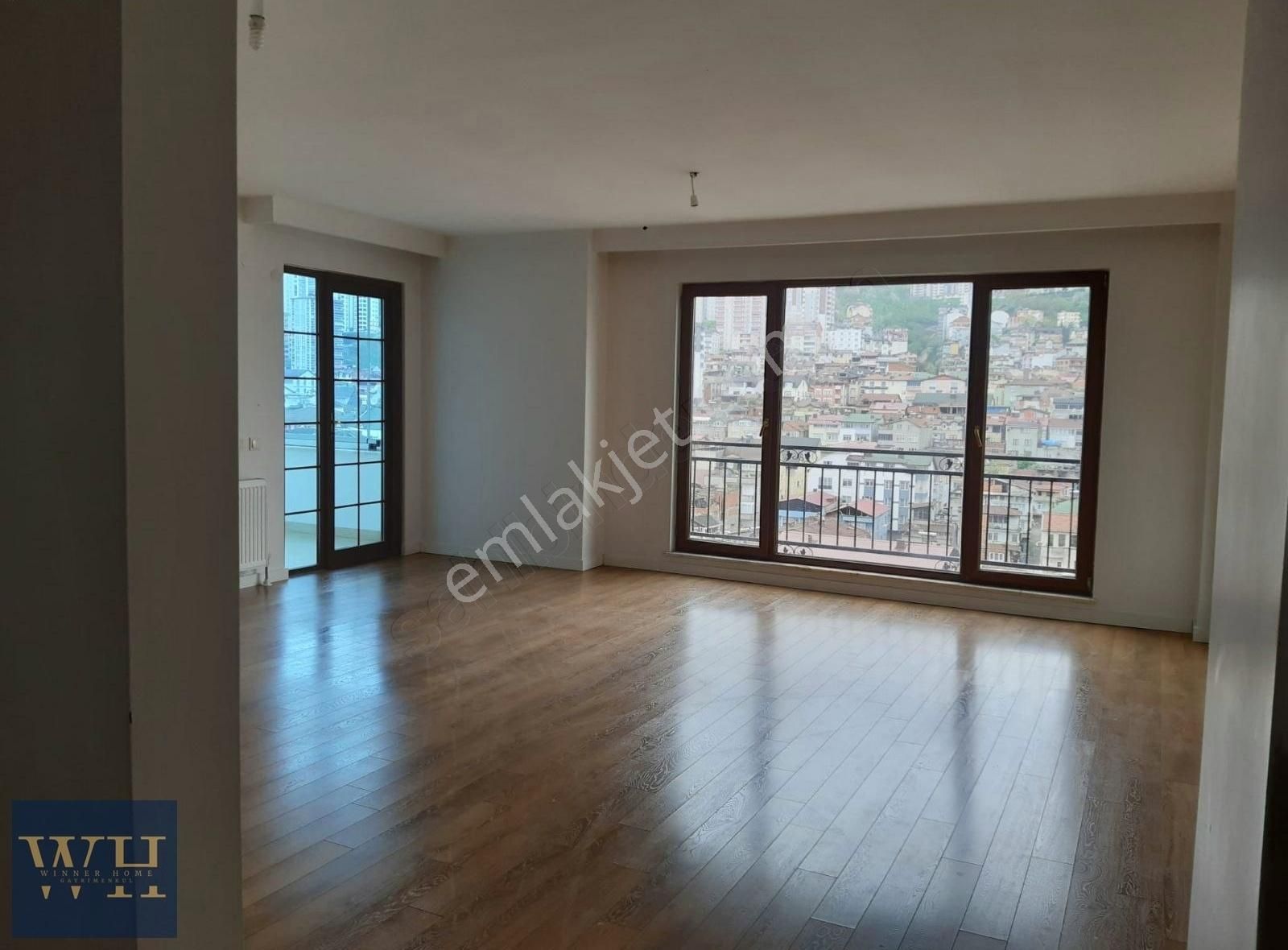 Fatsa Çarşı Merkezinde Koton Üstü Teraspark'ta 3+1 Kiralık Daire