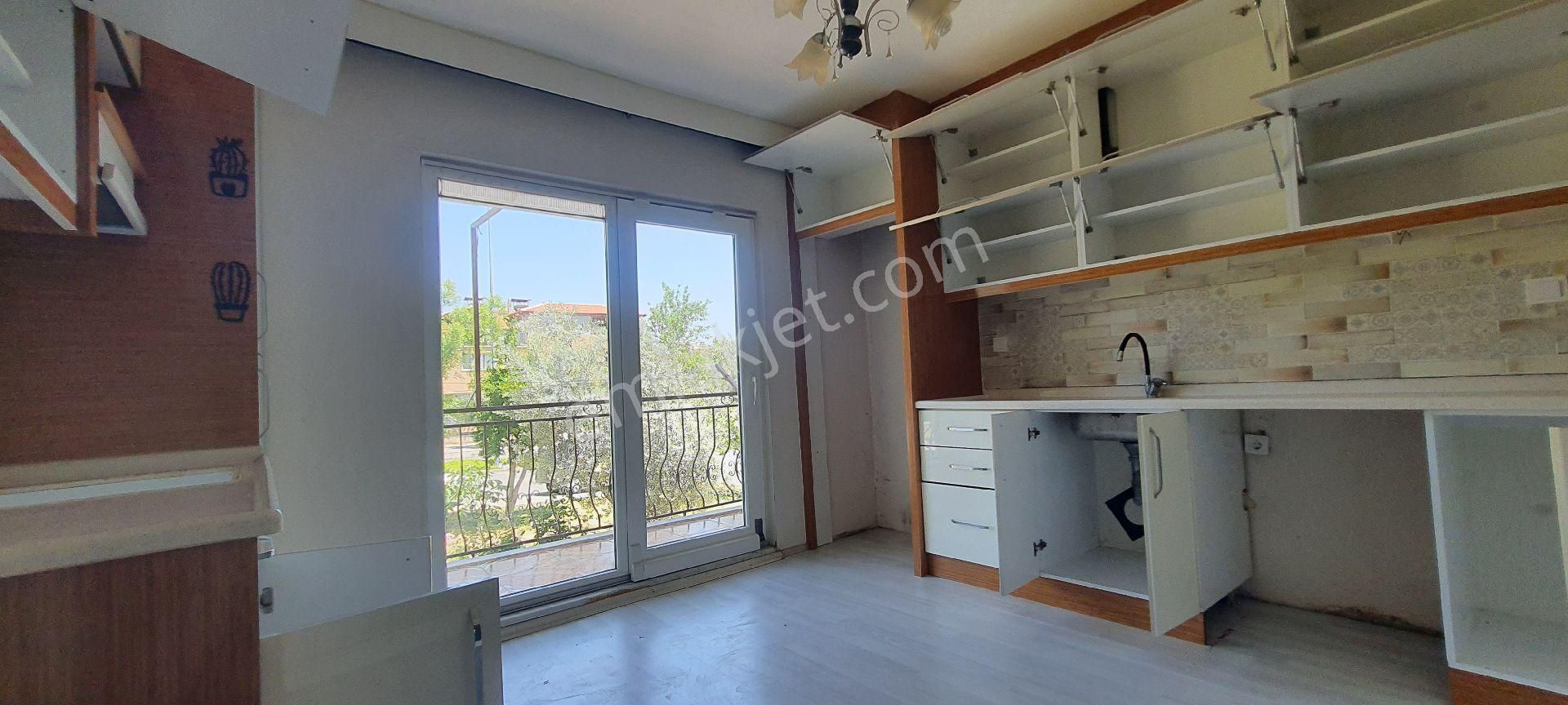 Rota 'dan Adalet Sarayına, Okullara, İtfaiye, Hastaneye Yakın 2+1 Kiralık Daire