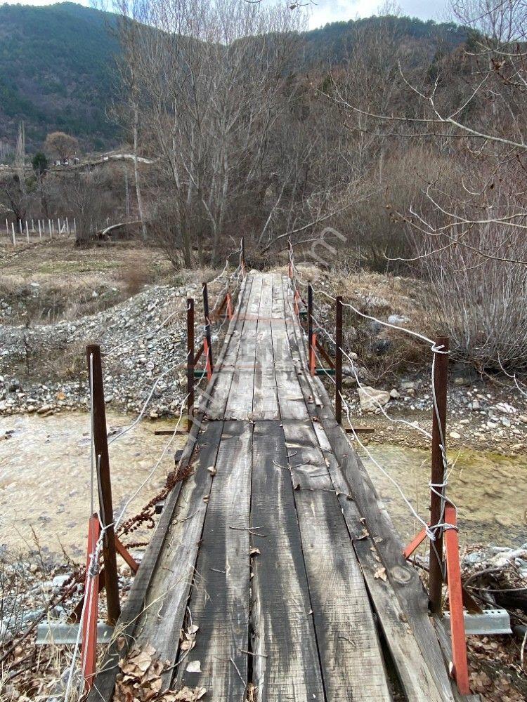 Güvenay - Çorum İskilip Merkezine 5 Km Mesafede – 1.212 M² Müstakil Tapulu Bağ Evi - Görsel 6
