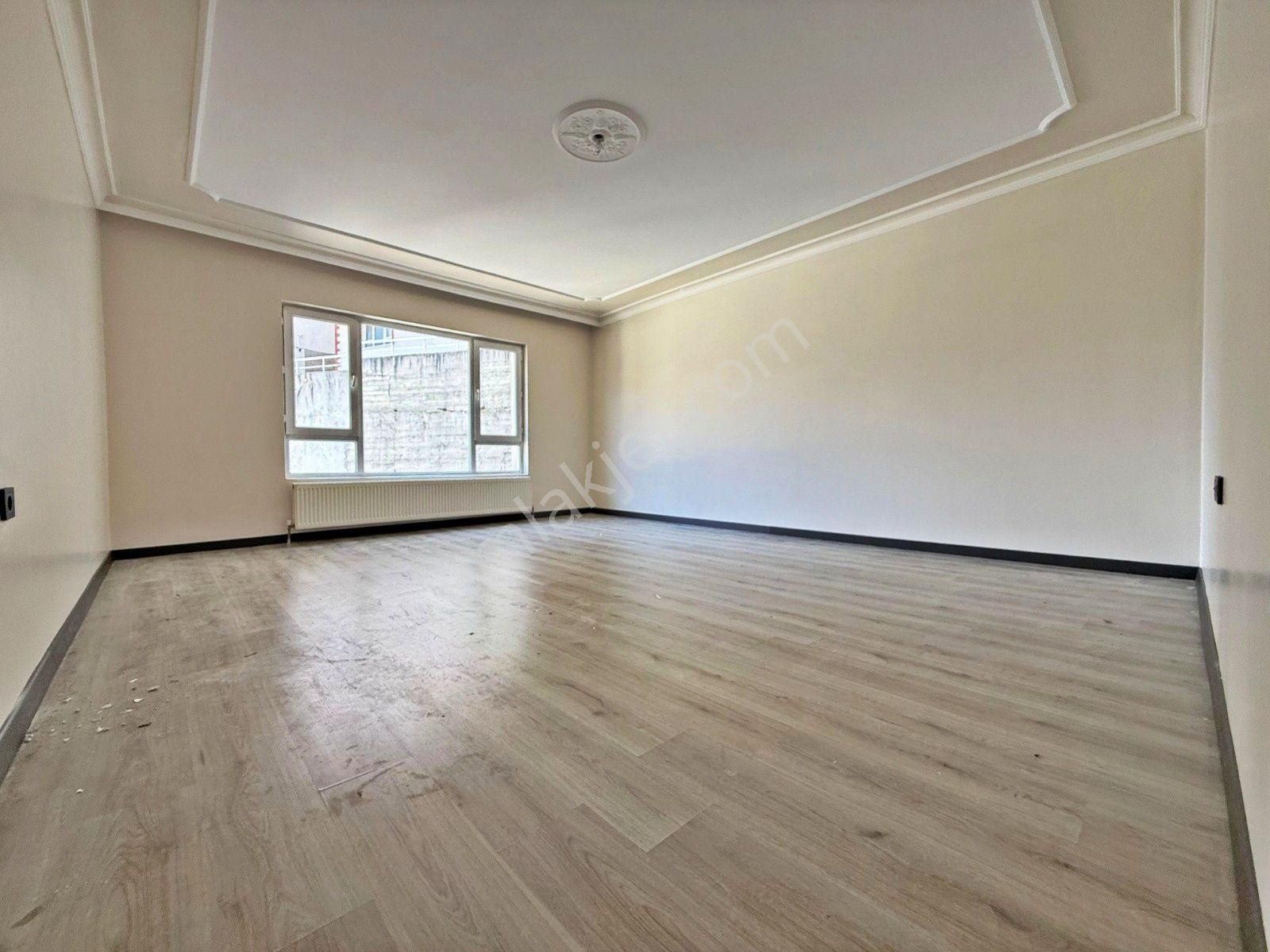 İlk Gelen Alır! Cadde Üzeri 2.kat/115² Asansörlü İskanlı Daire