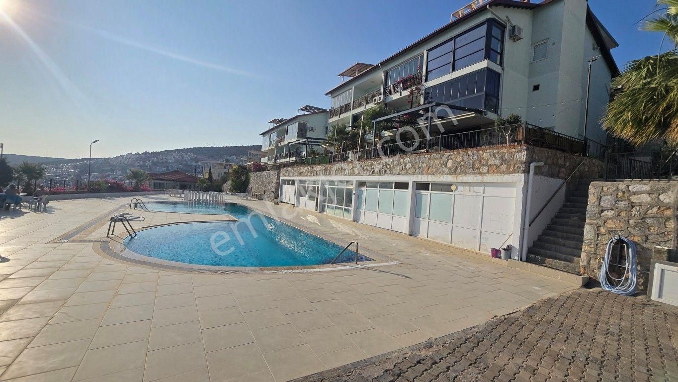 Didim Akbük'te Full Deniz Manzaralı, Eşyalı, Havuz Cepheli Dubleks Daire - Görsel 28