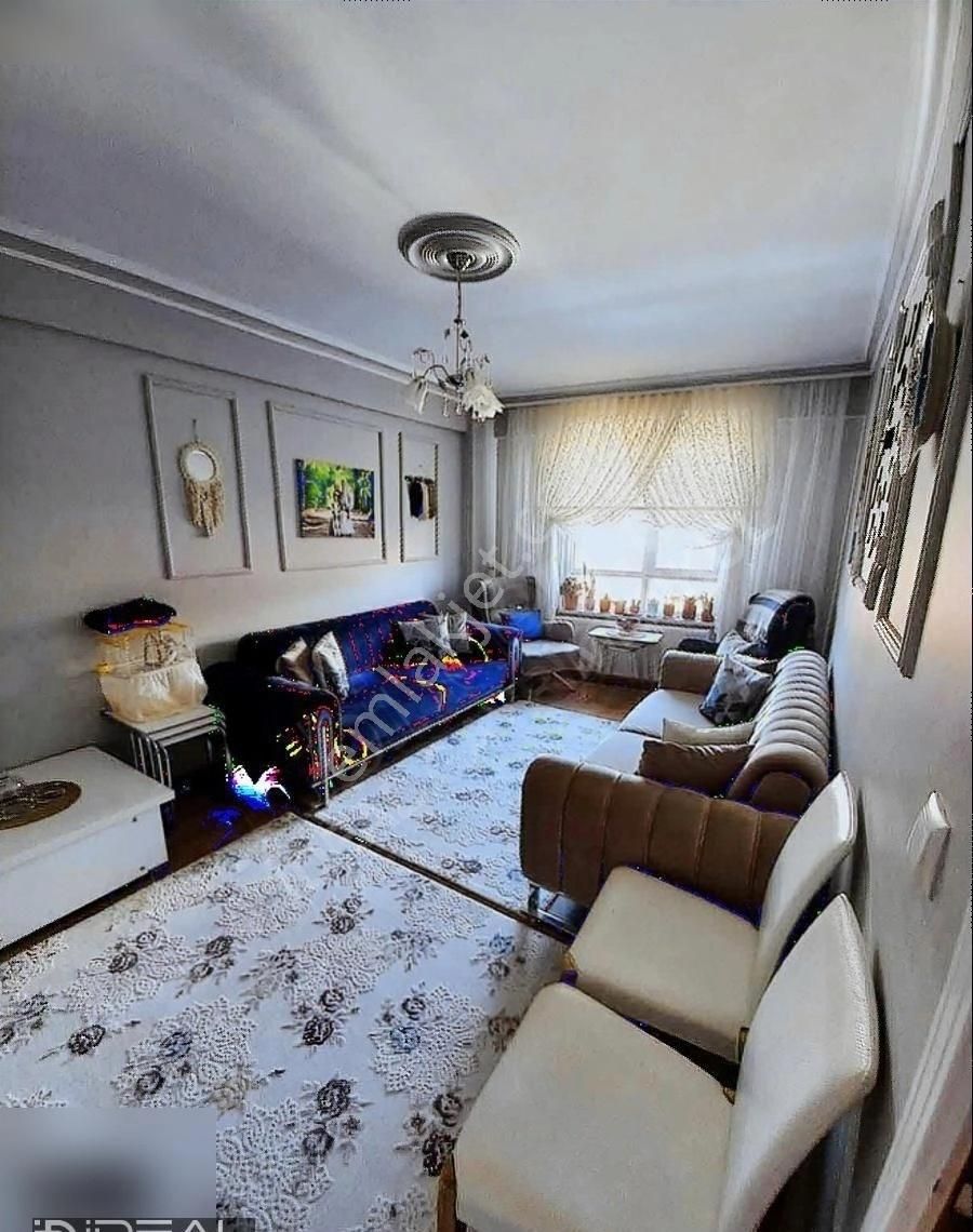 Sütlüce Mah. Ziya Gökalp Okulu Yanı Arakat Satılık 2+1 Daire