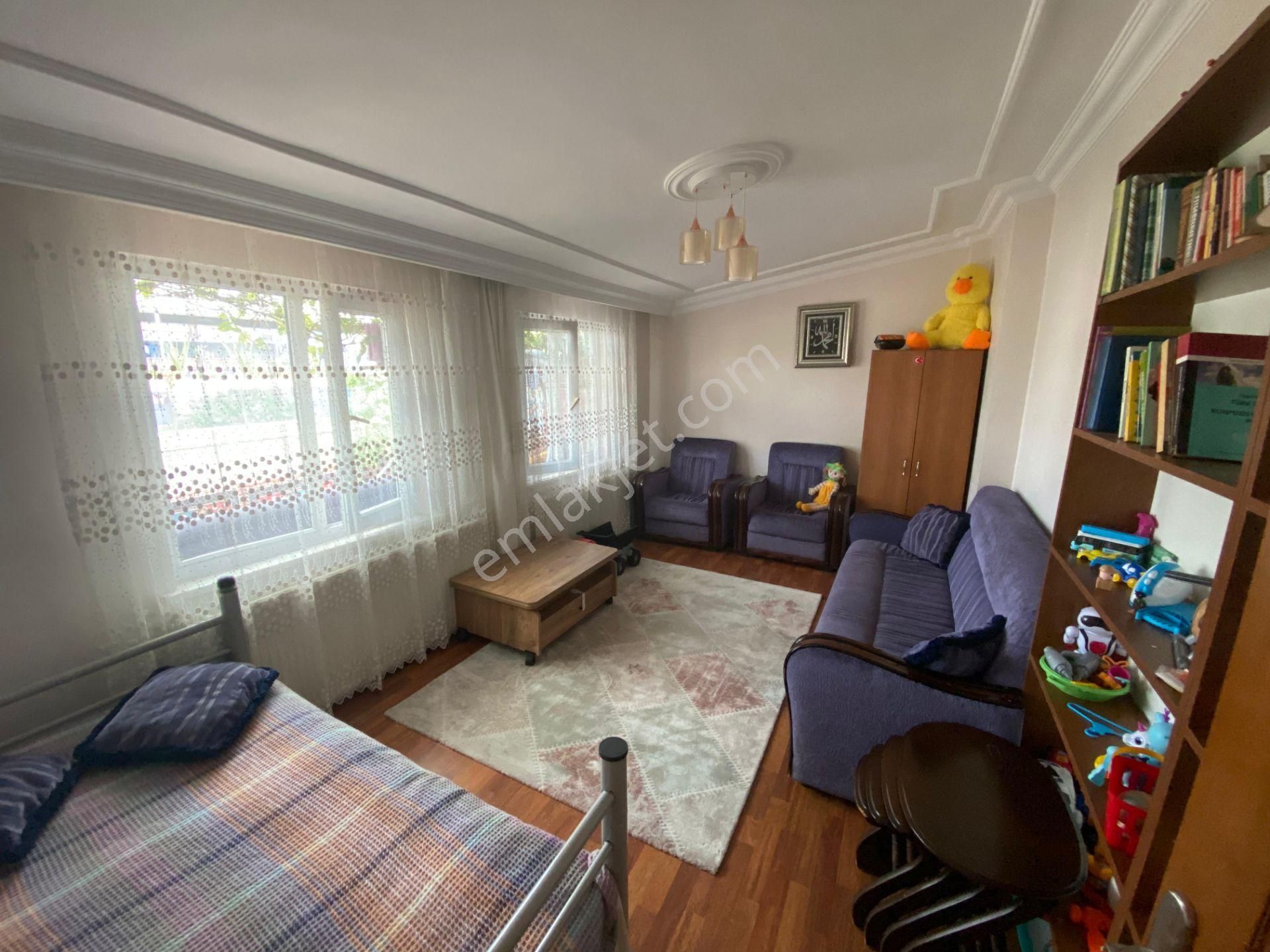 Uğurmumcu Mah. Hakanlar İnşaattan Satılık 160m2 3+1 Çatı Katı