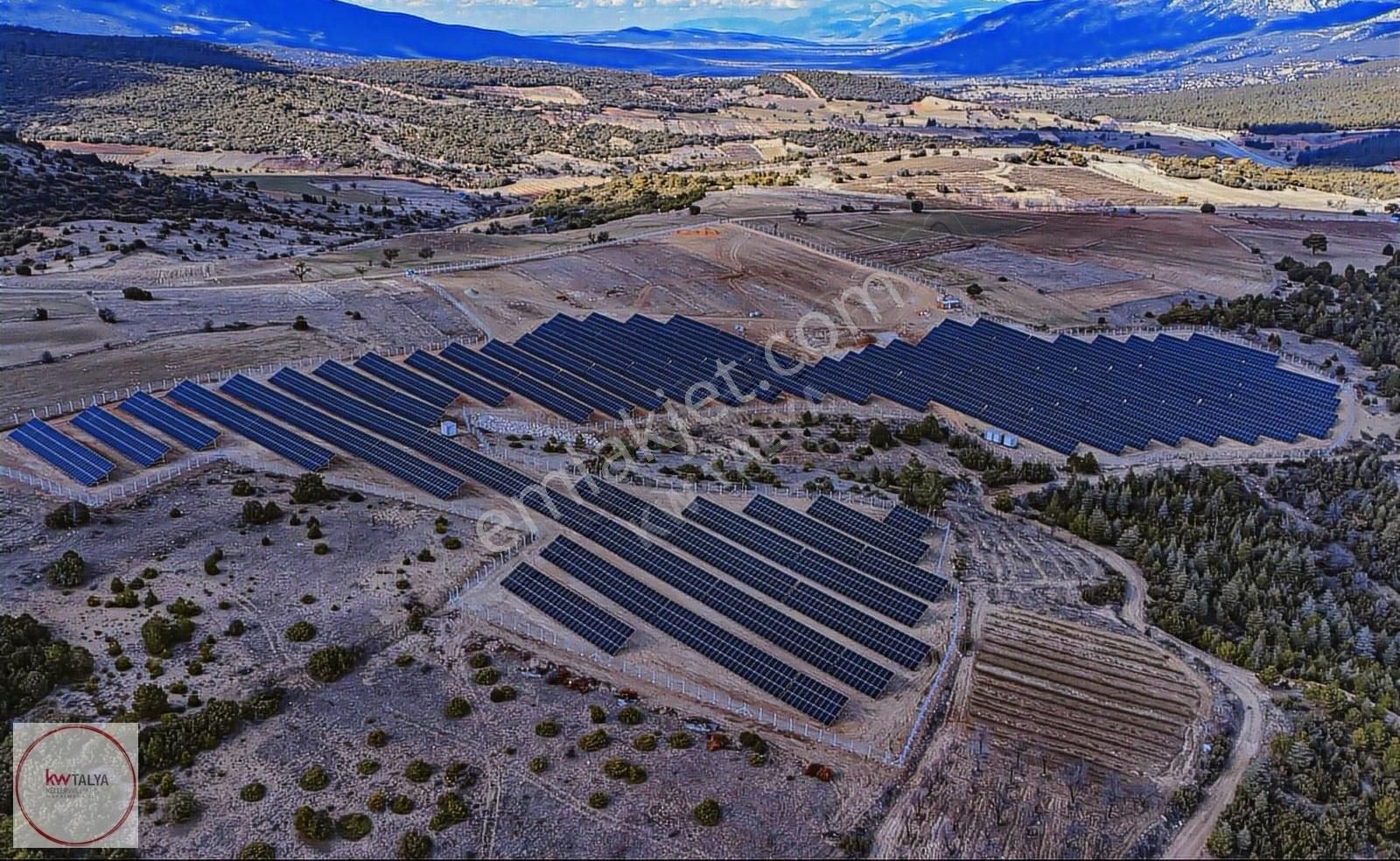 Isparta Keçiborlu Kılıç'ta Yola45m Cephe Yatırımlık 5700m2 Tarla