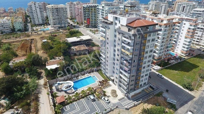 Alanya Mahmutlar 1+1 Muhteşem Complex Mobilyalı Daire
