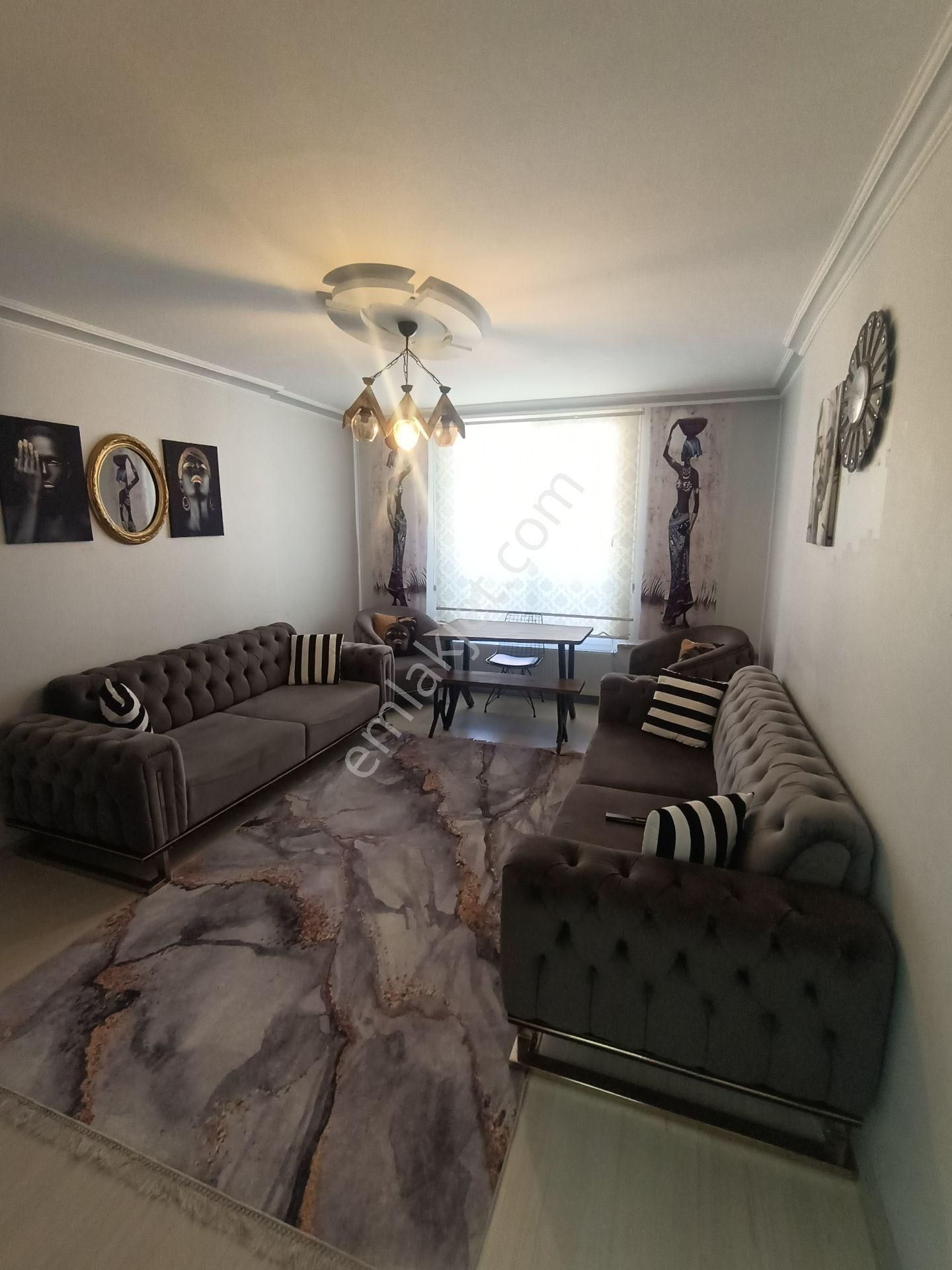 Cengiz-yapı Çorum Eti Caddesi Civarında Satılık Eşyalı 3+1 Daire
