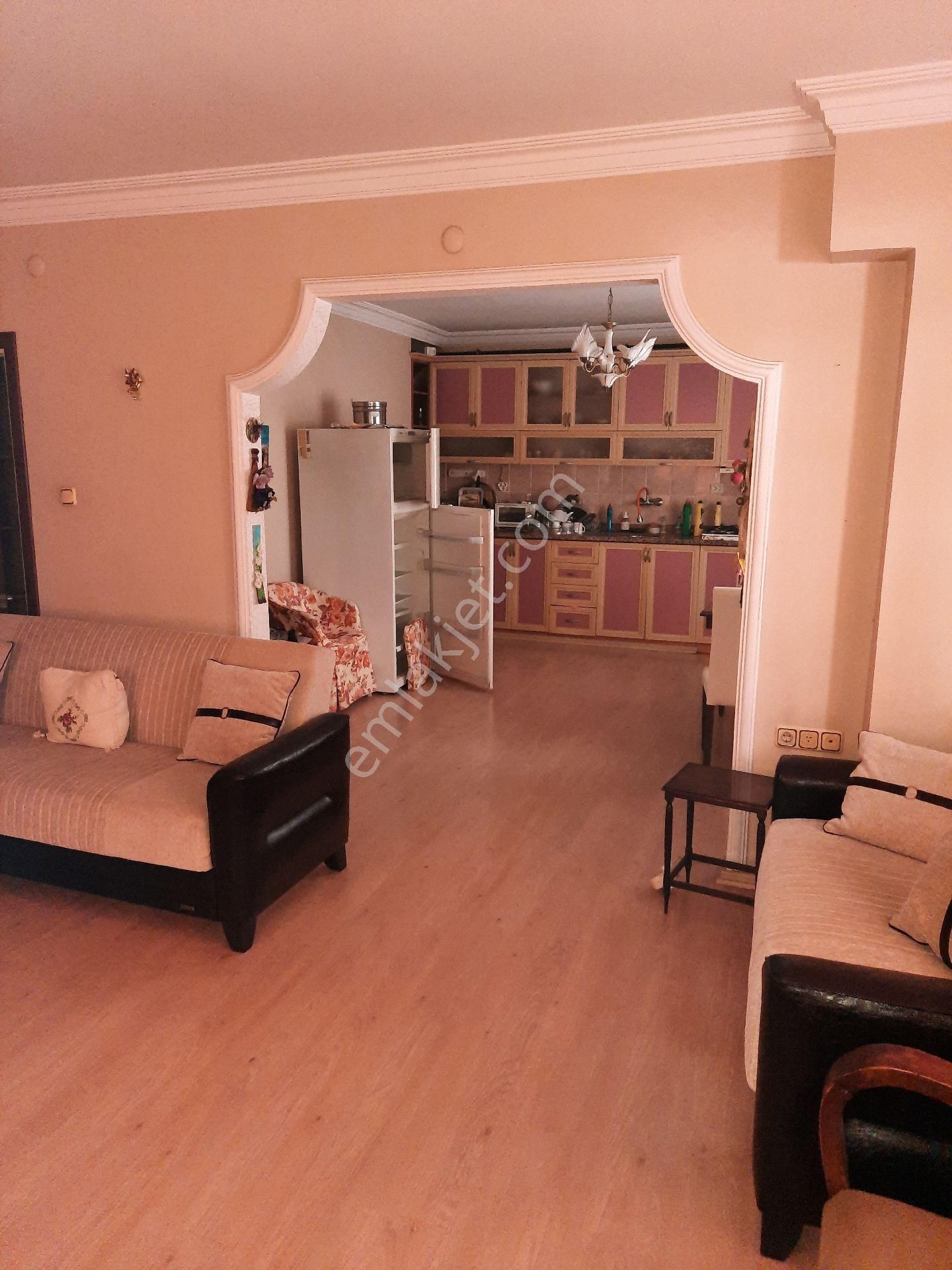 Kiralık Eşyalı 2+1 Hürriyet Mah.de