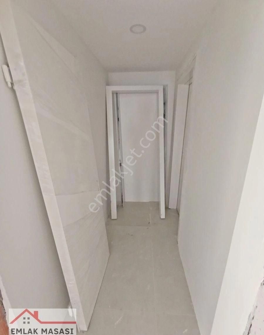 Kozyatağında Kozzy Avmye Yakın Sıfır Binada 2+1 Daire Emlak Masası
