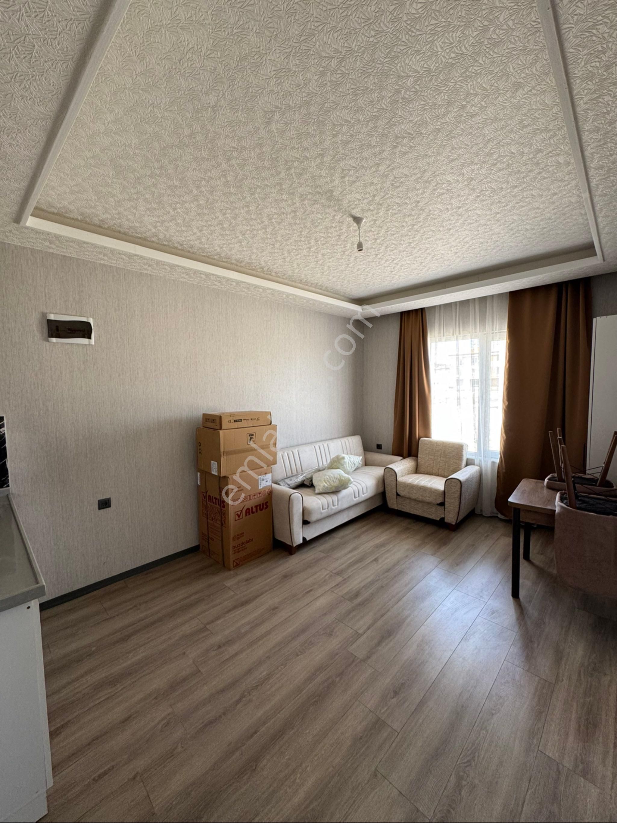 Eskil Emlaktan Aratol İstiklalde Kiralık Eşyalı 1+1 Daire