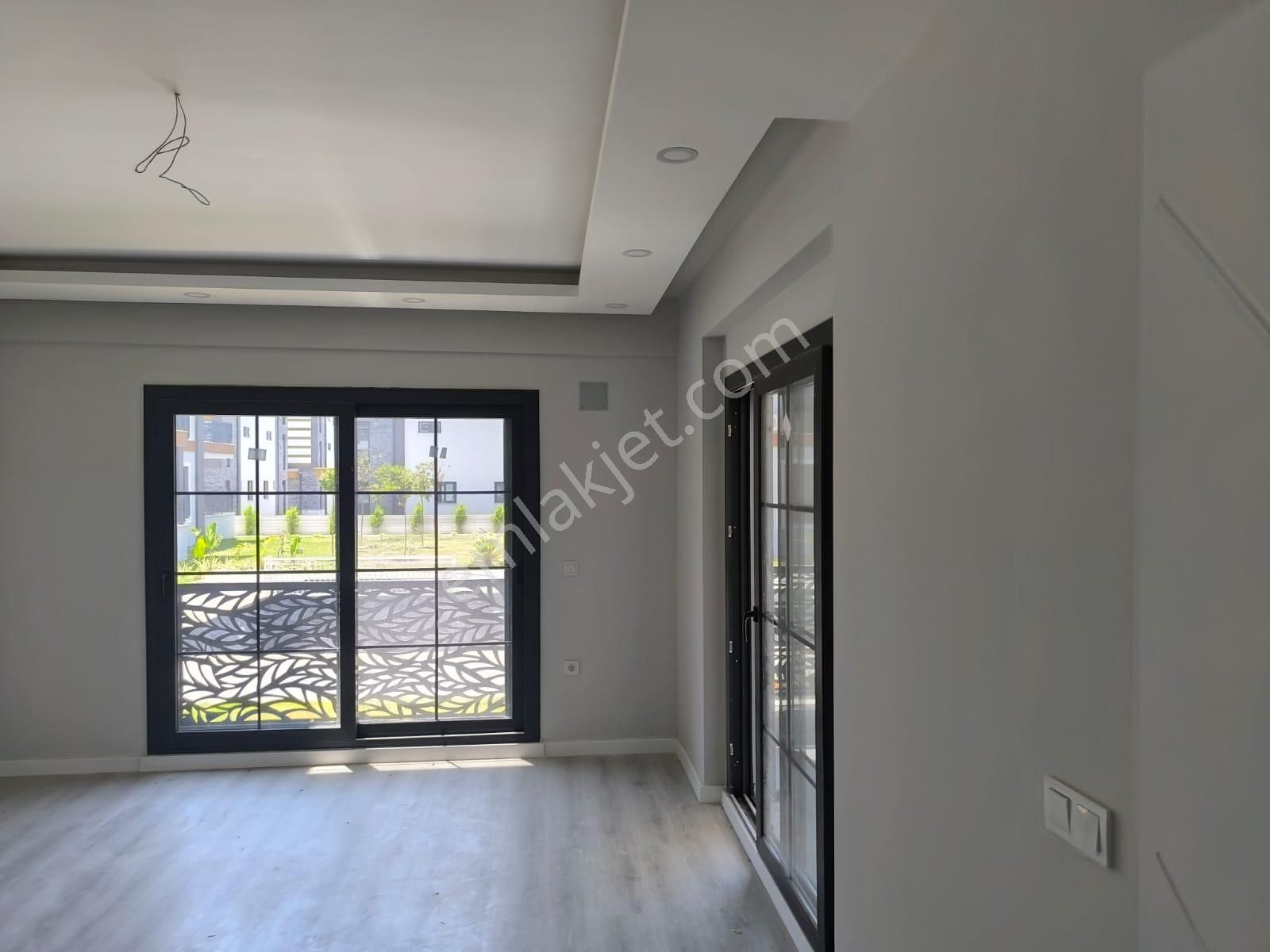 Kaçmaz Fırsat !! Ortaca Bahçelievler Mah. Site İçerisinde Havuzlu Lüks 2+1 Daireler - Görsel 8