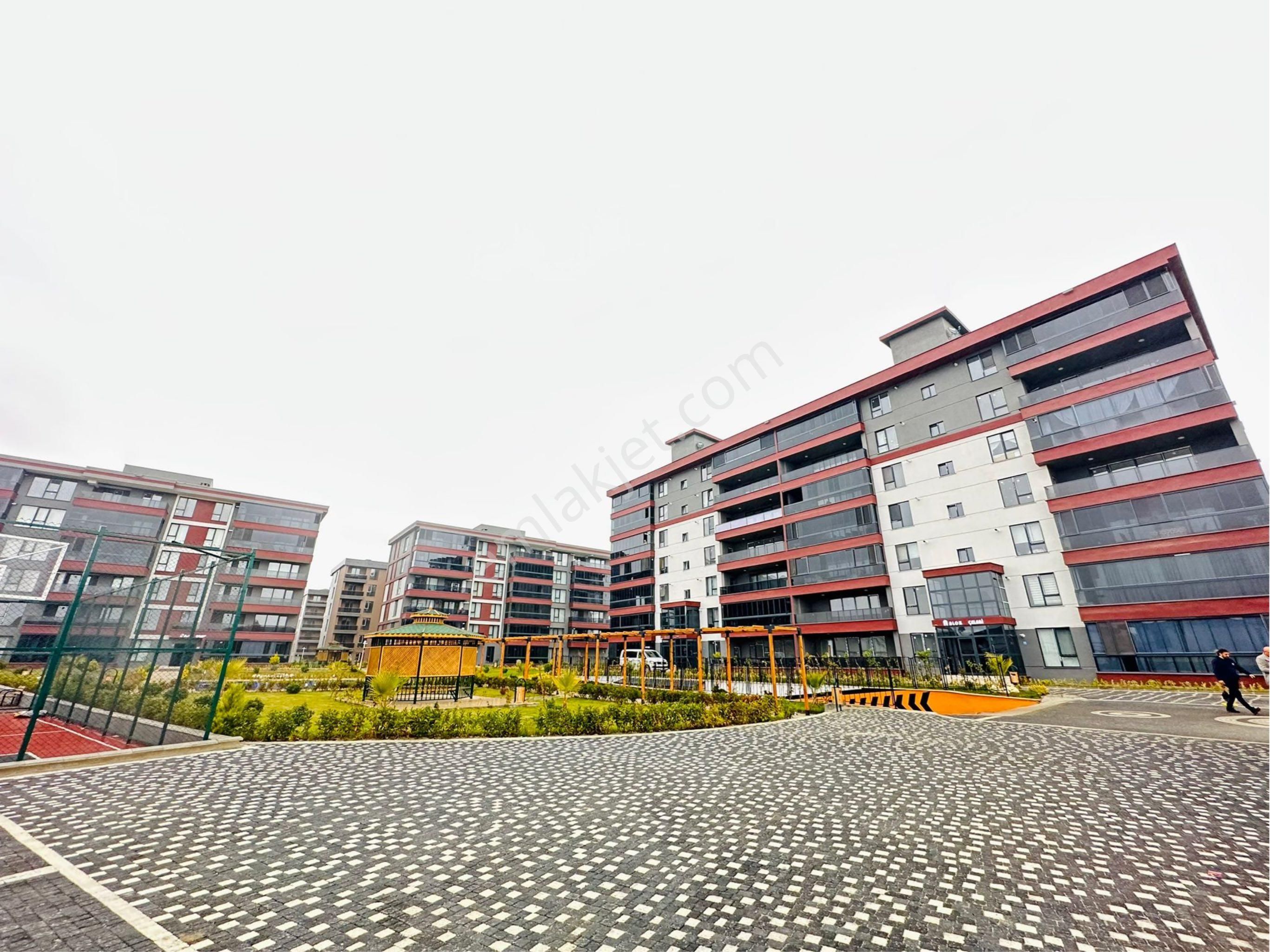 Çerkezköy Tepe Park Orman Evleri Bahçe Katı 4+1 Satılık Daire
