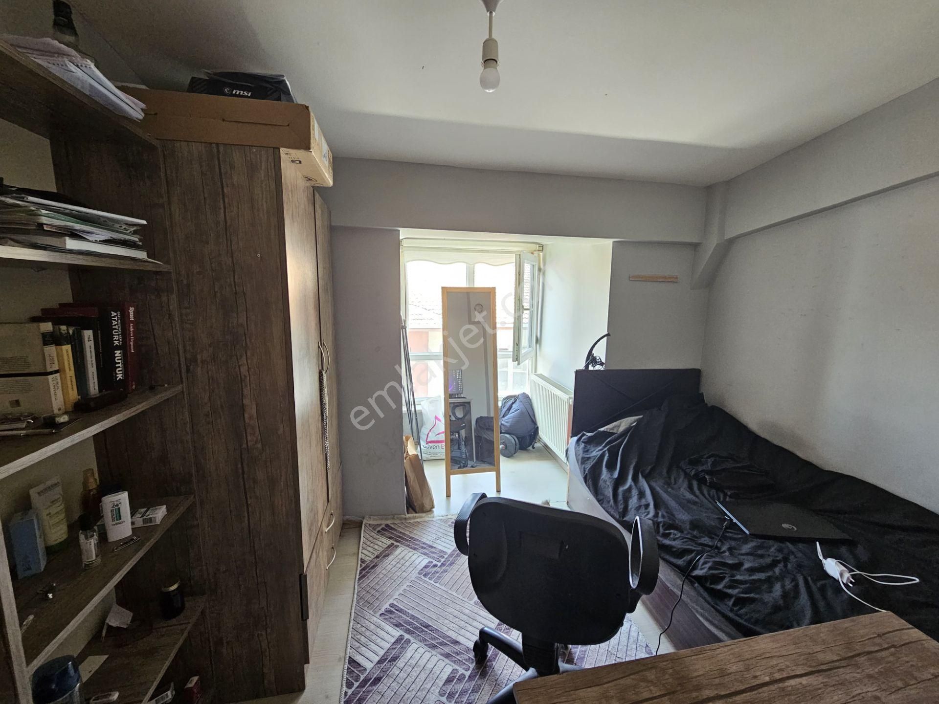 Sevgim'den Şirintepe'de Cuma Kapısı Yakını Eşyalı Kiralık 1+1 Daire