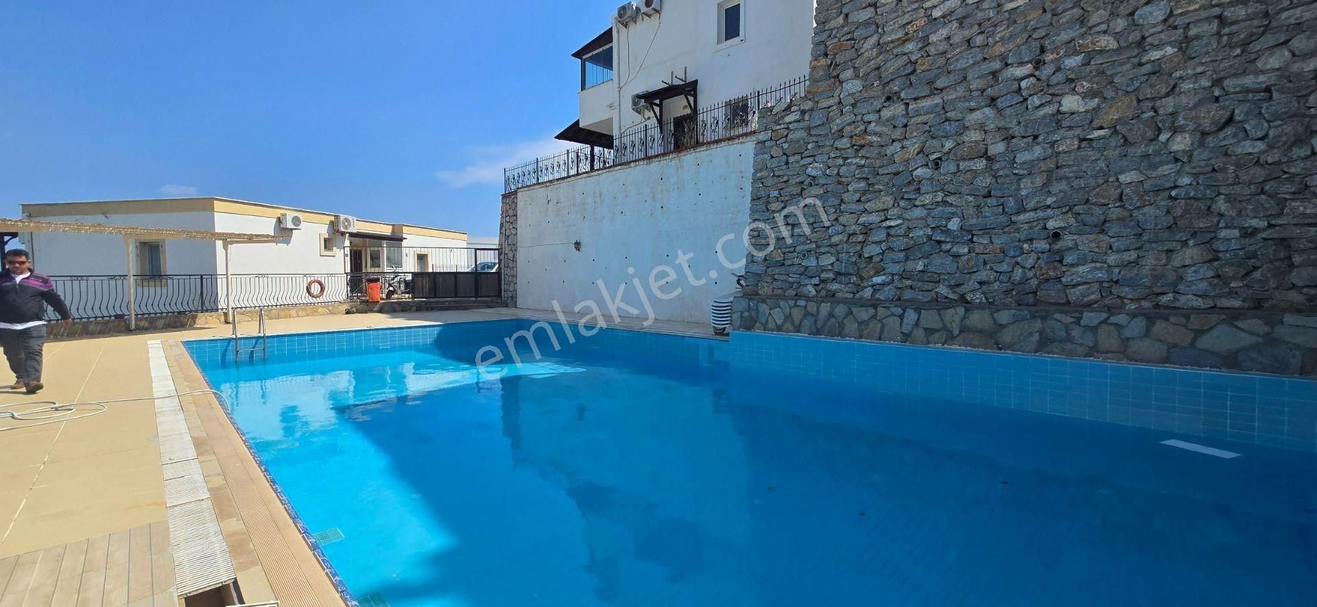 Bodrum Yeniköy Full Panoramik Deniz Manzaralı 2+1 Kiralık