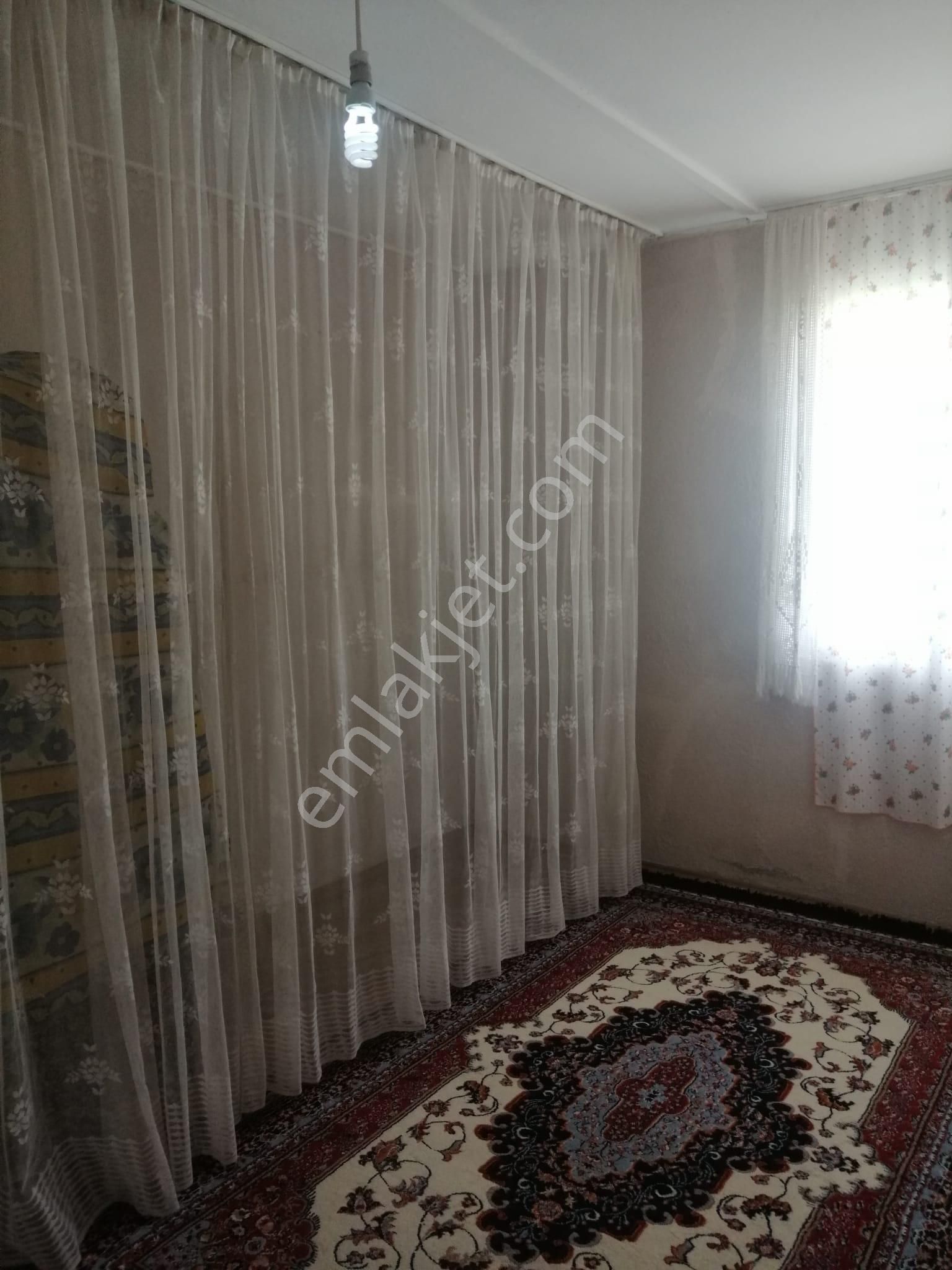 Sıdırgı Düvertepe De Müstakil Masrafsız 1+1 Balkonlu Bahçeli - Görsel 10