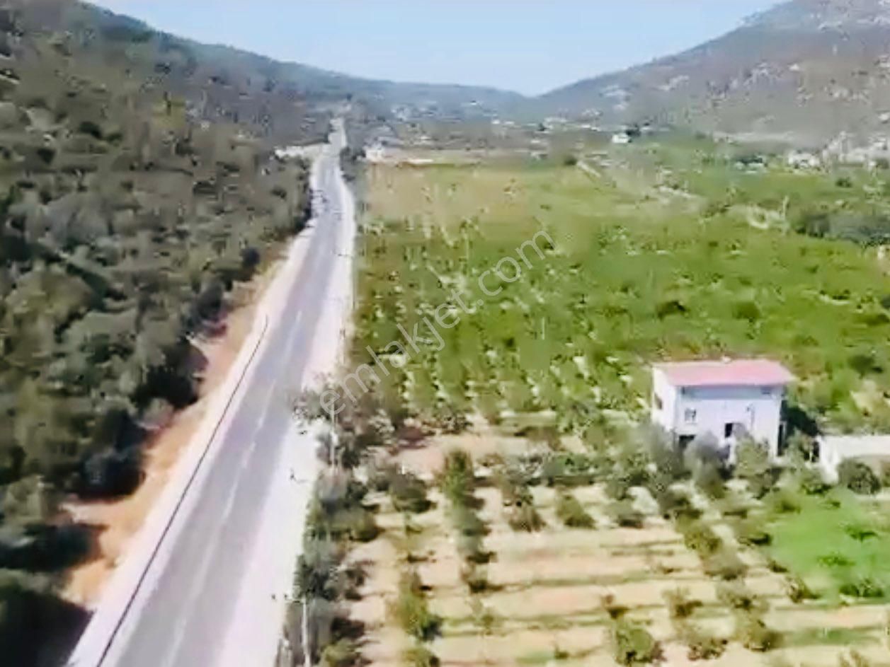 Ahmetbeyli’de Denize Yakın 1700 M² Tek Tapu Arazi