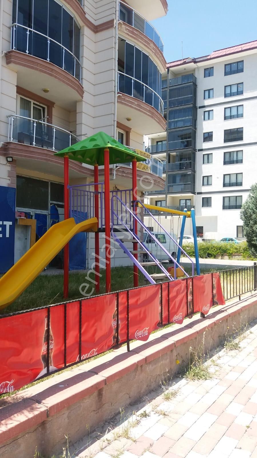 Uşak Cumhuriyet Mahallesi'nde Satılık Daire - Görsel 3