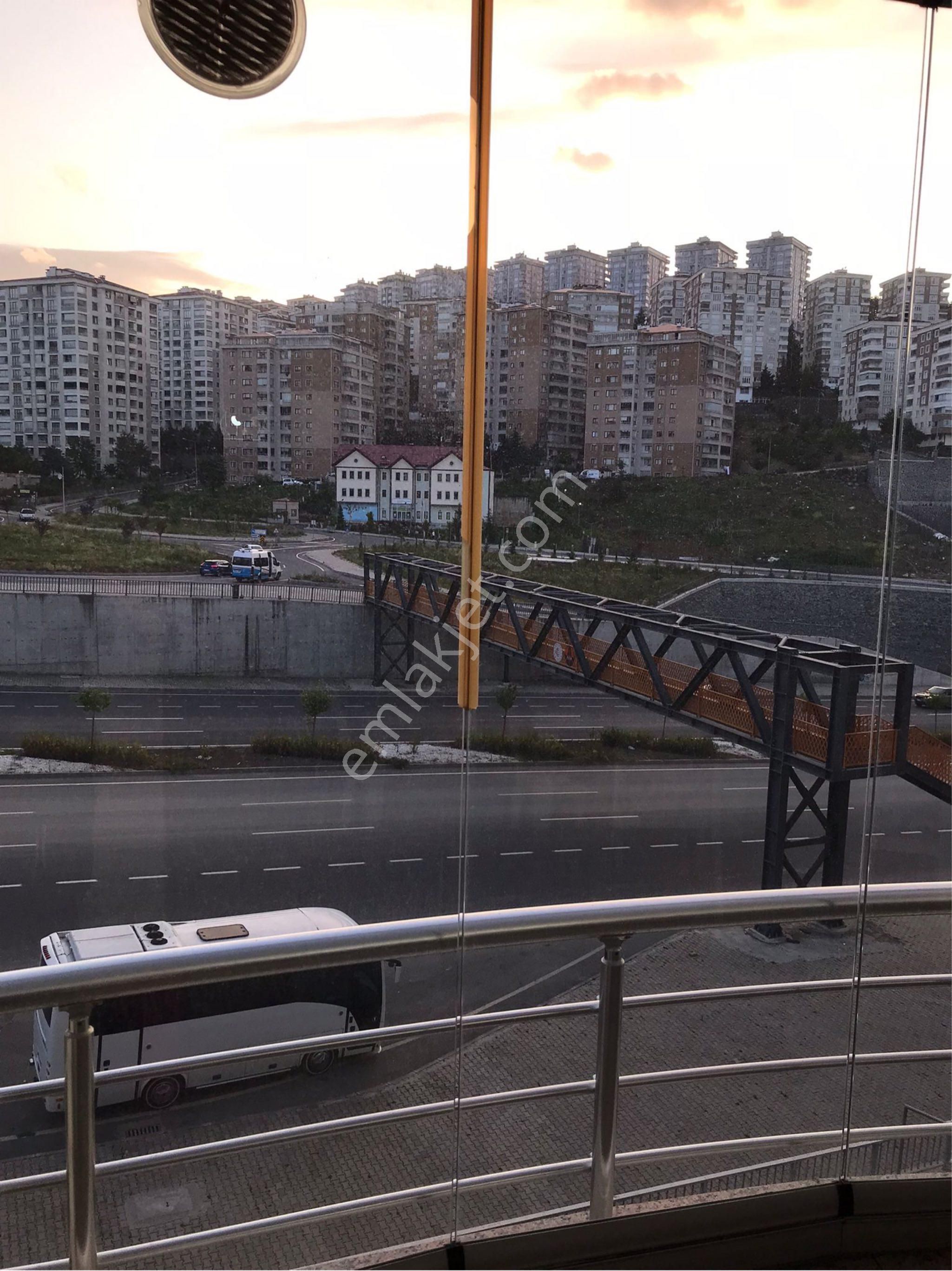 Çukurçayır 1001 Pırlantada Satılık 3+1