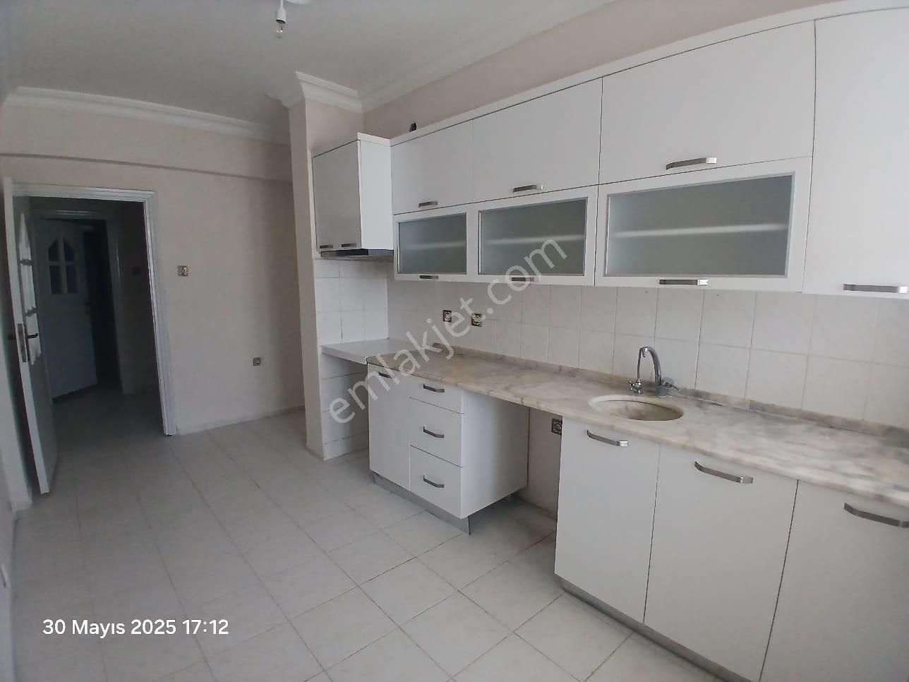 Burhanettin Onat Ta Merkezi Konum 3+1 Kiralık Daire