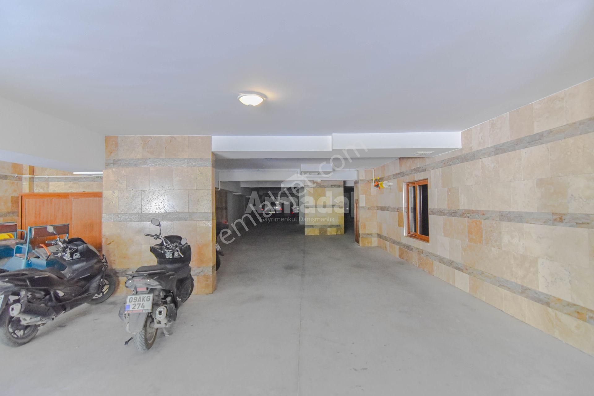 Kuşadası'nın Gözdesi Trend Royal-1'de Manzaralı 3+1 Rezidans - Görsel 34