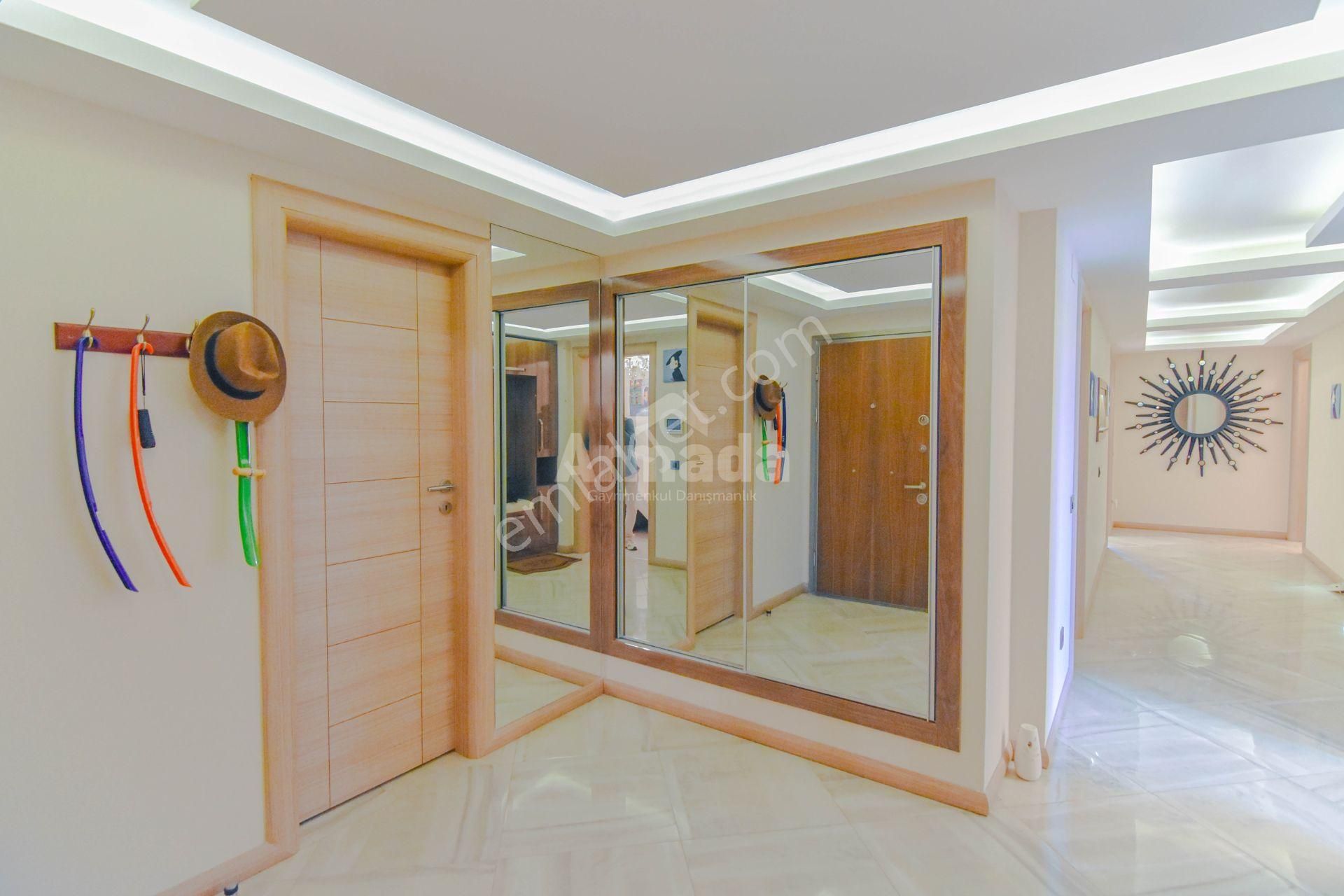 Kuşadası'nın Gözdesi Trend Royal-1'de Manzaralı 3+1 Rezidans - Görsel 15