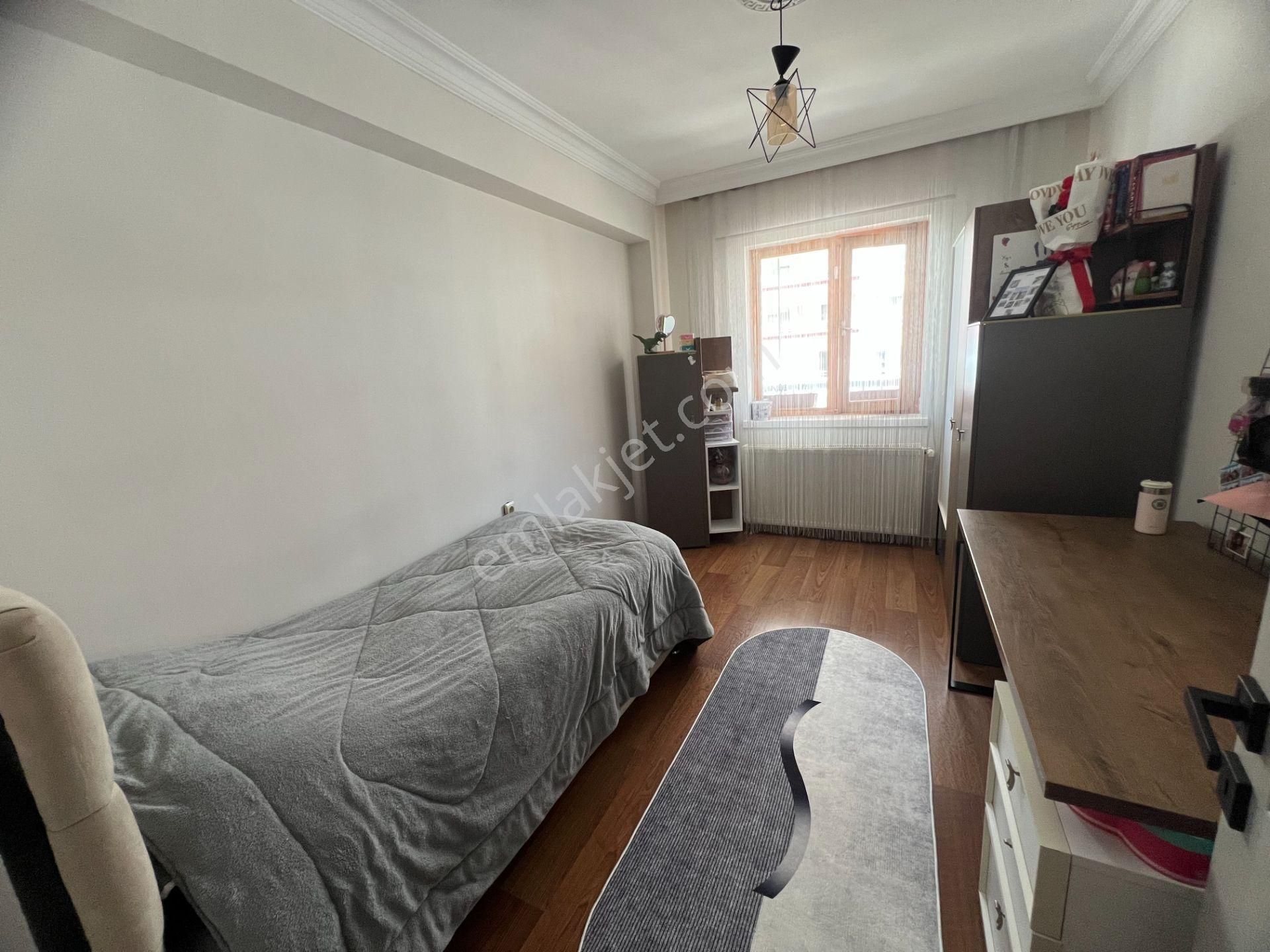 Selim Cadde Üzeri Merkeze Yakın Manzaralı Ferah Bir Yaşam Alanı - Görsel 16