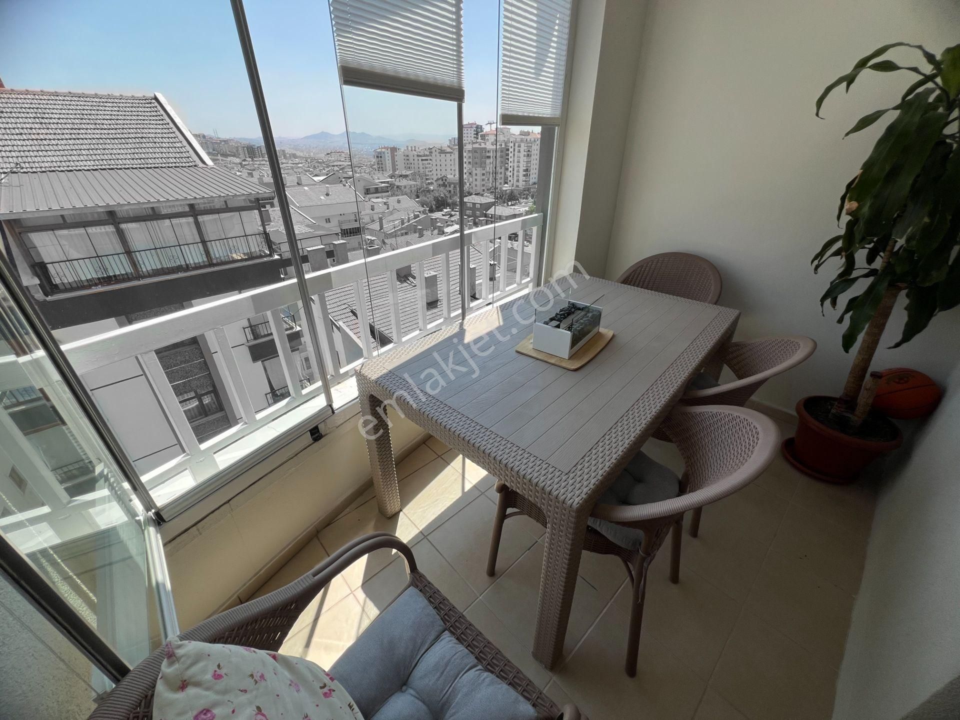 Selim Cadde Üzeri Merkeze Yakın Manzaralı Ferah Bir Yaşam Alanı - Görsel 14