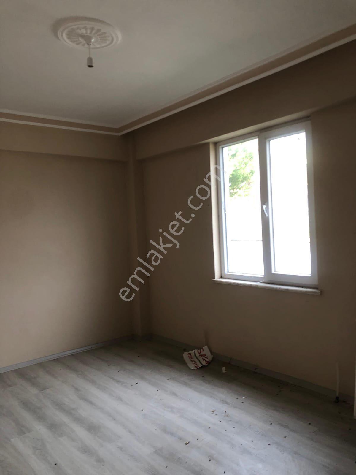 Arkadaş Emlaktan Atçalı Köyünde Bahçesi Geniş 2+1 Evi Olan Satılık Bahçe - Görsel 8