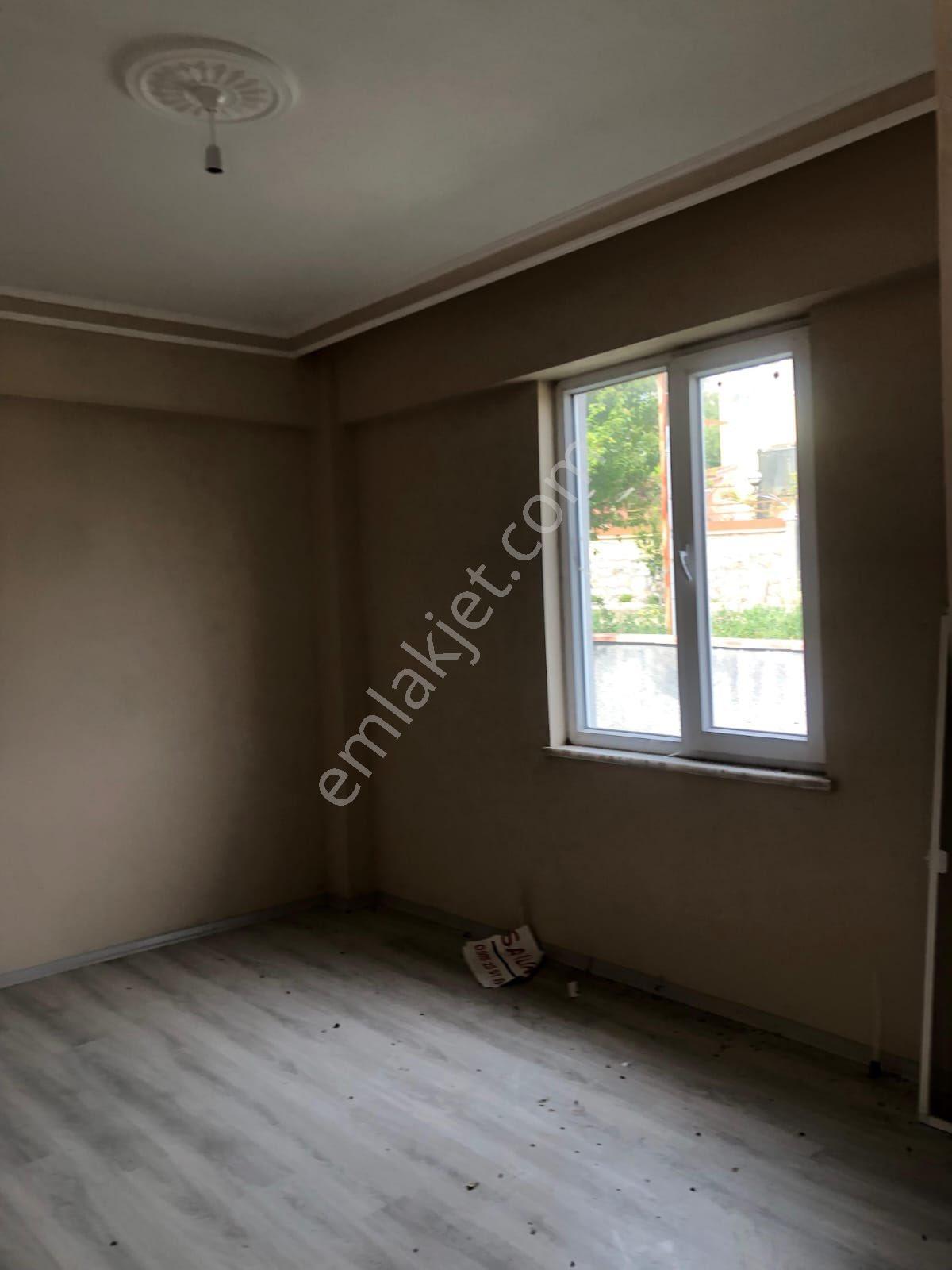 Arkadaş Emlaktan Atçalı Köyünde Bahçesi Geniş 2+1 Evi Olan Satılık Bahçe - Görsel 10